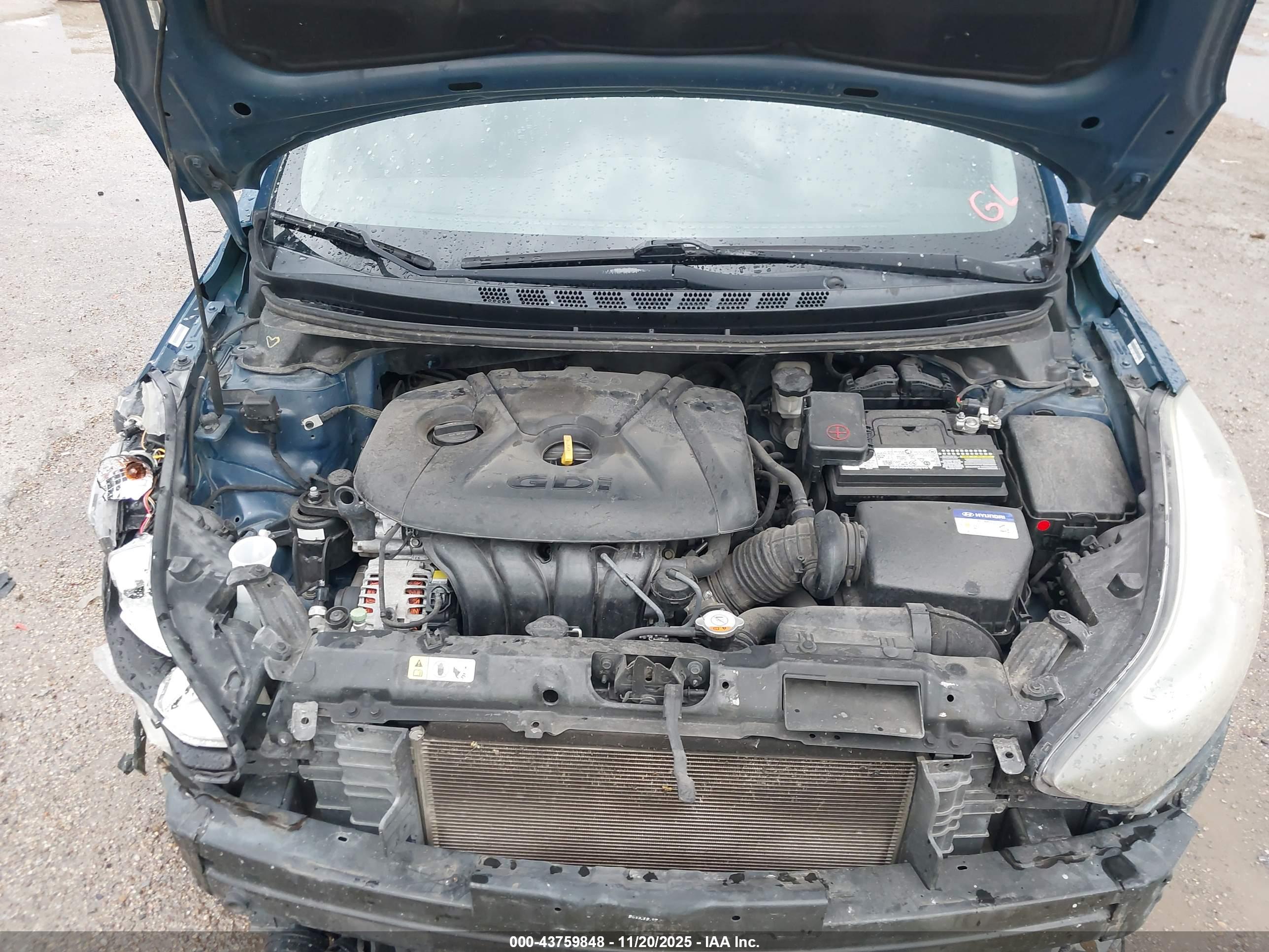 HYUNDAI ELANTRA image 10