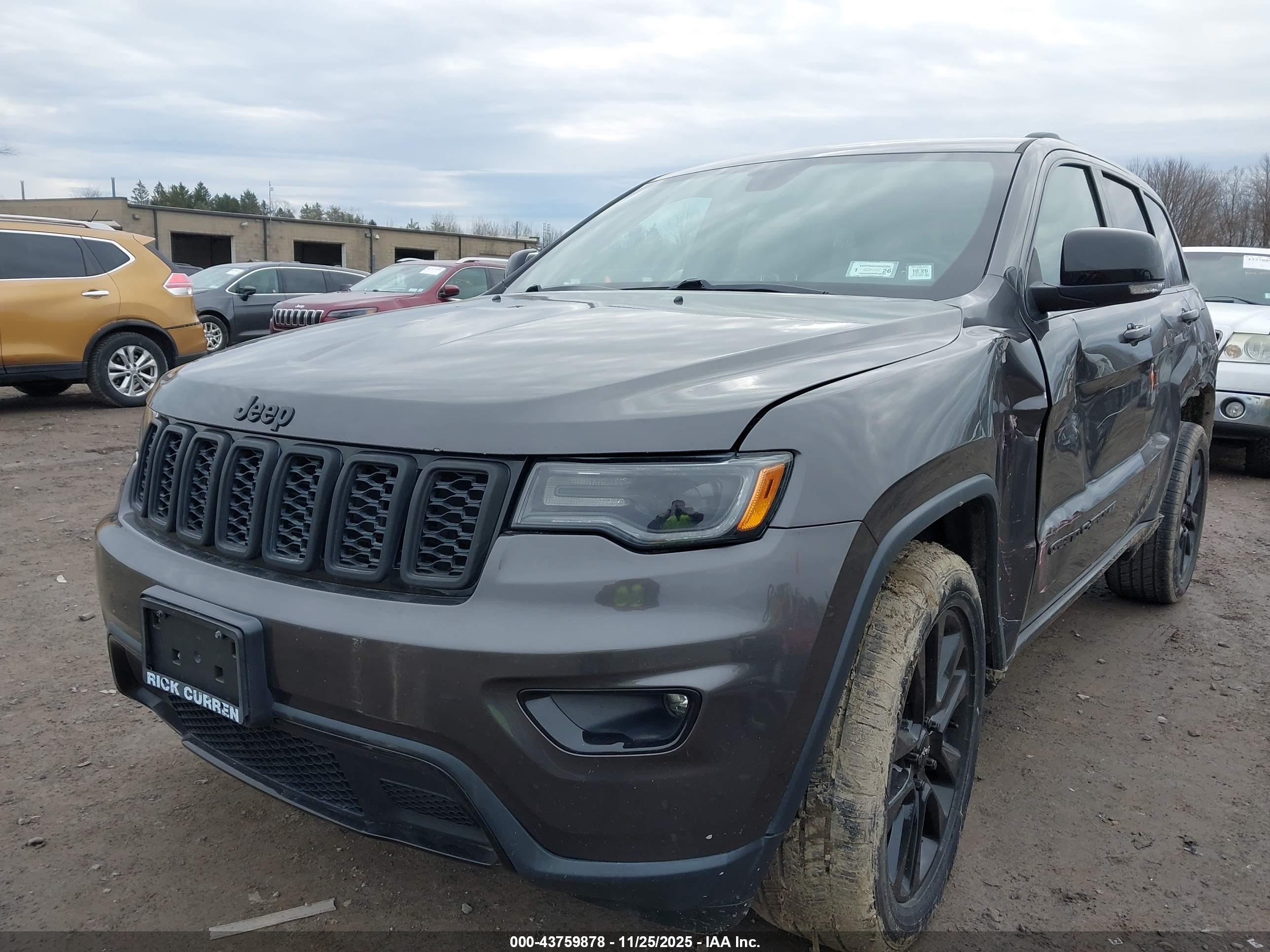 JEEP GRAND image 2