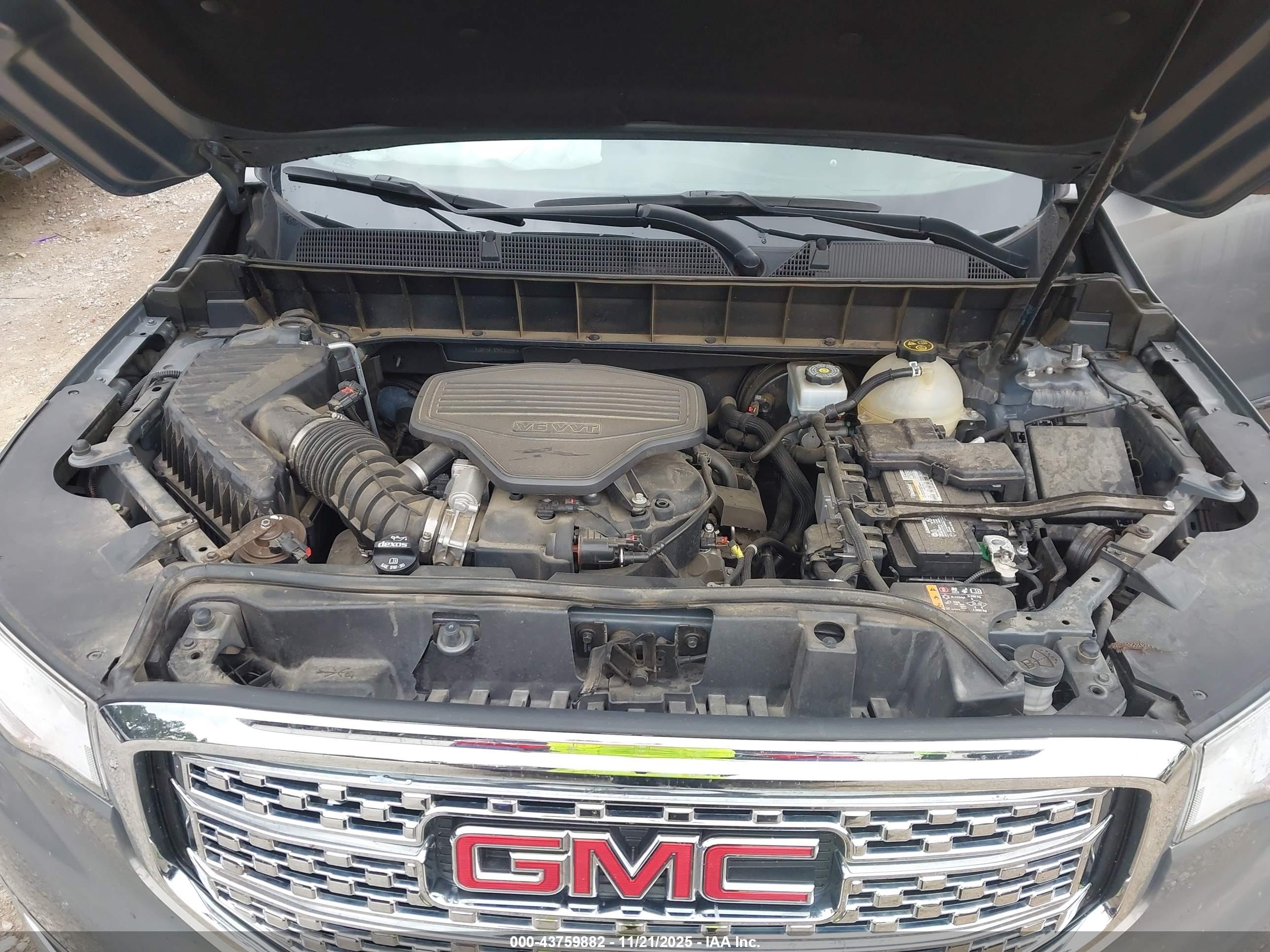 GMC ACADIA image 10