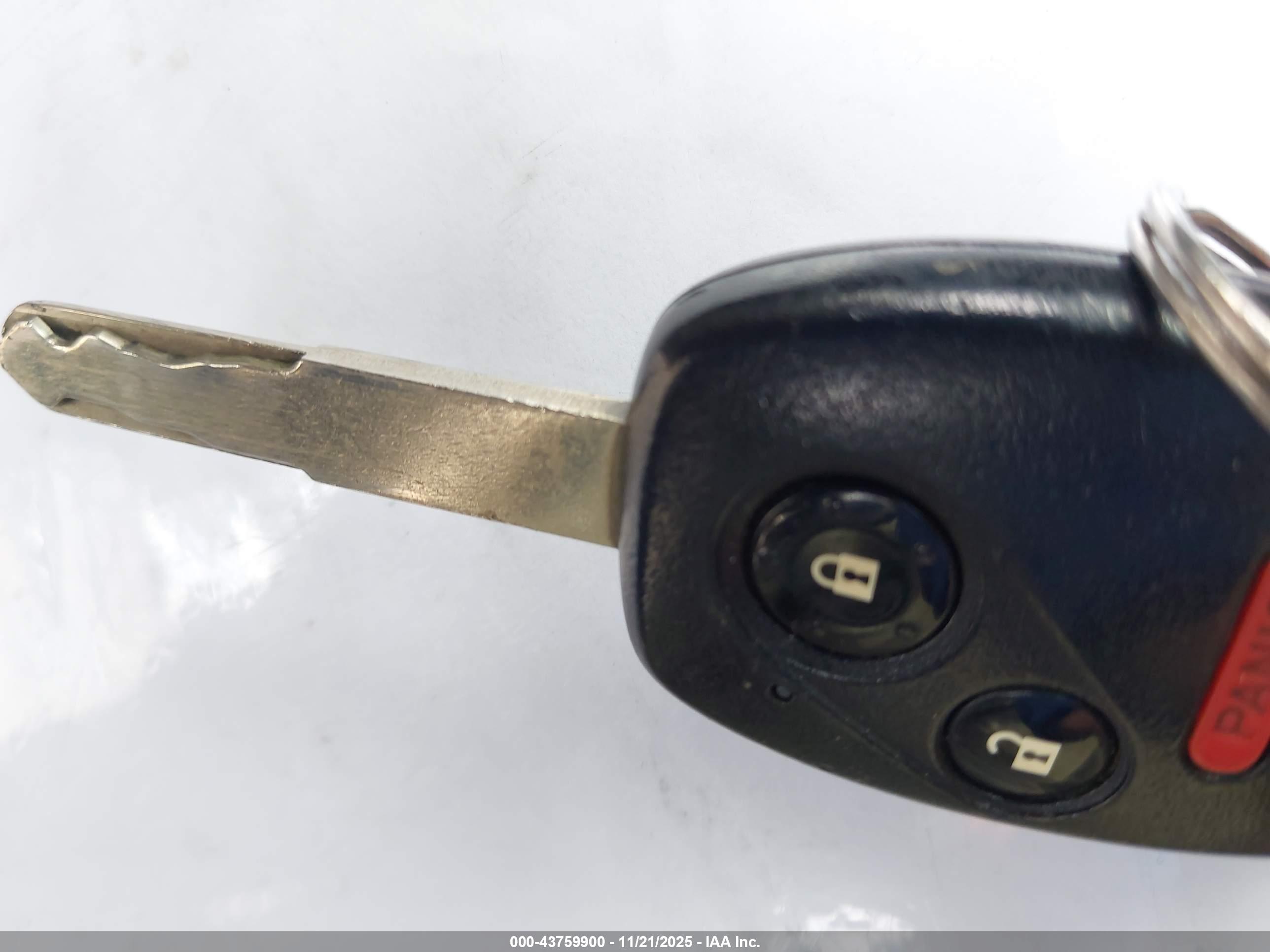 HONDA INSIGHT image 11