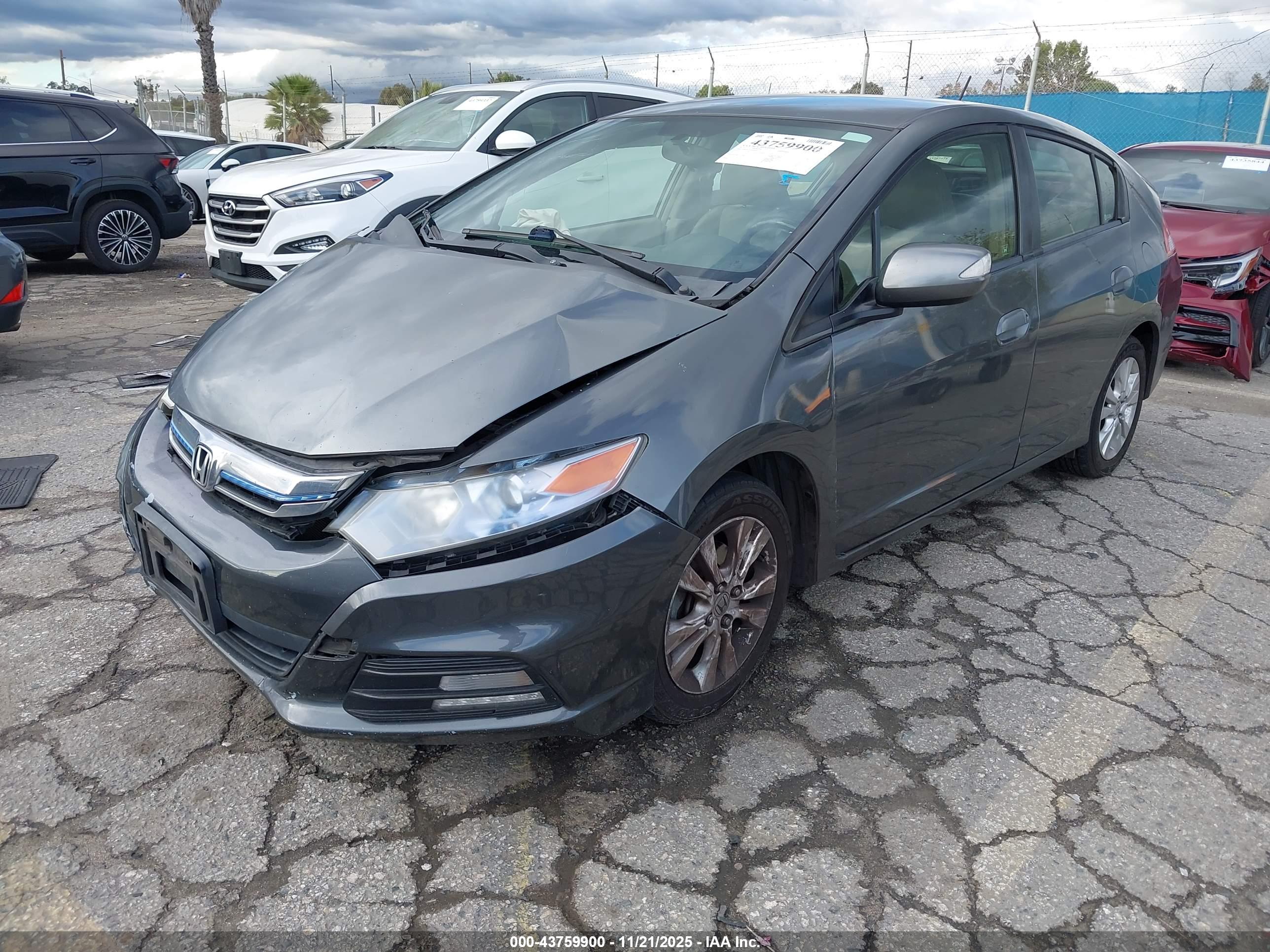 HONDA INSIGHT image 2