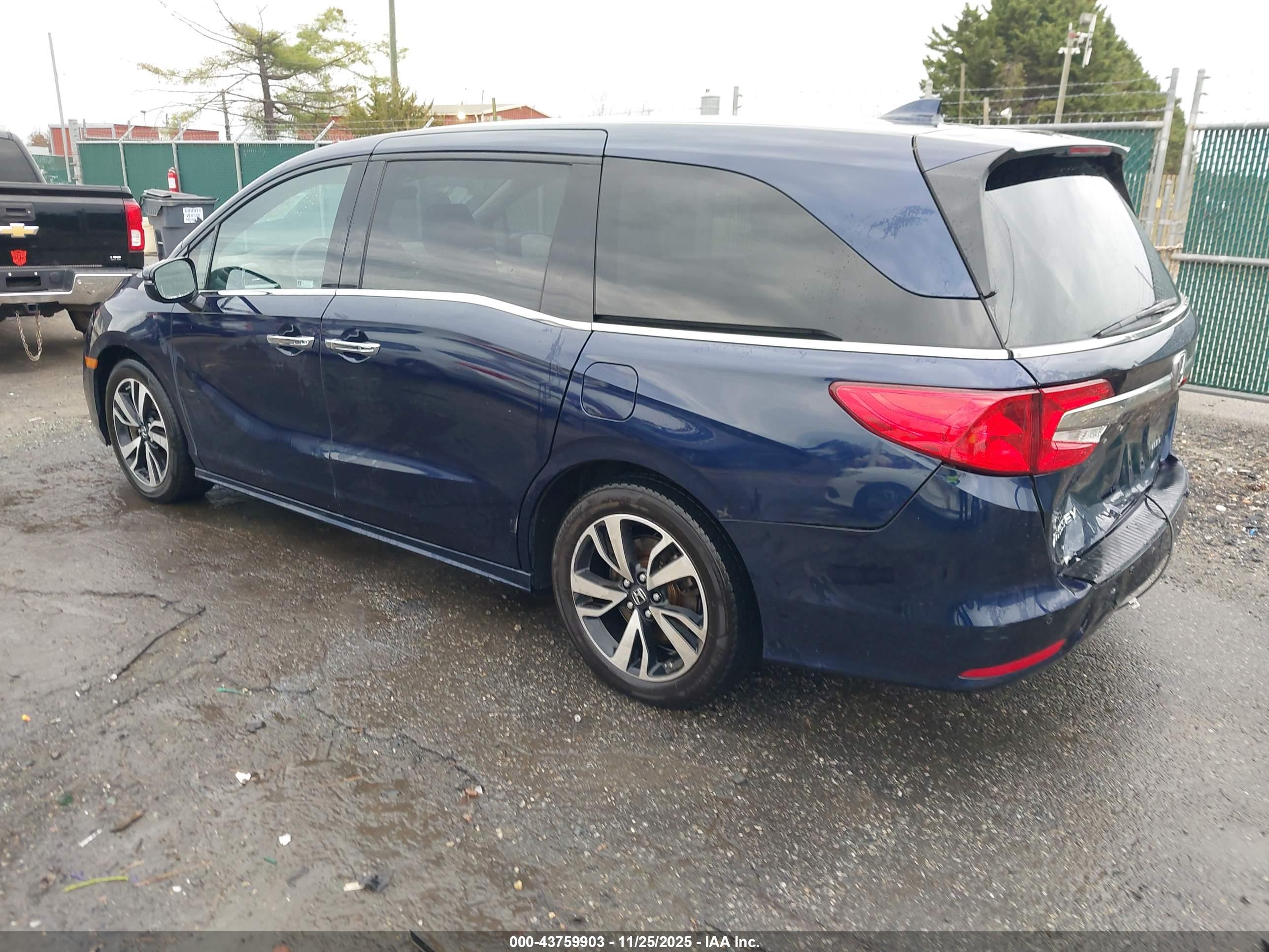 HONDA ODYSSEY image 3