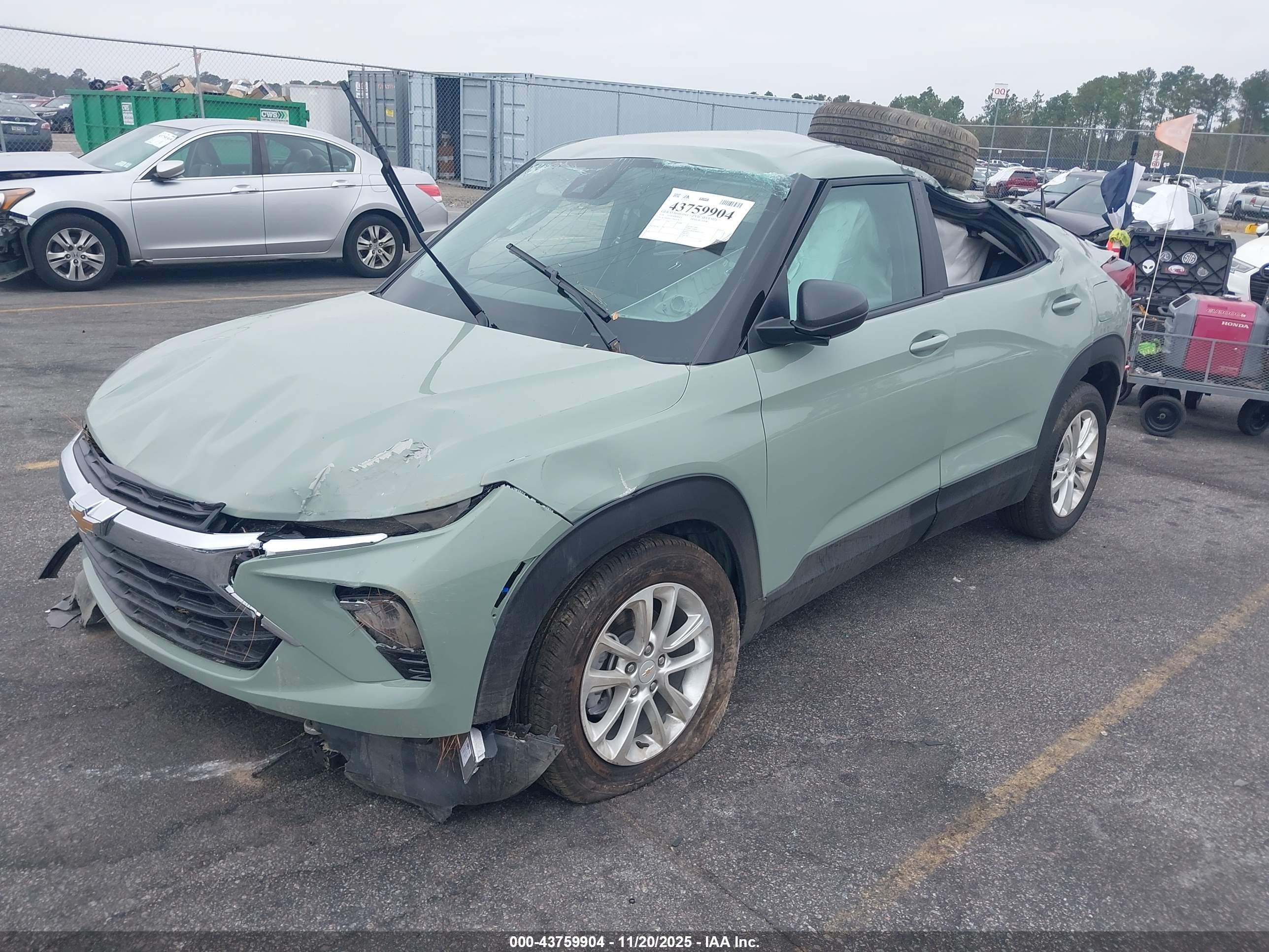 CHEVROLET TRAILBLAZER image 2