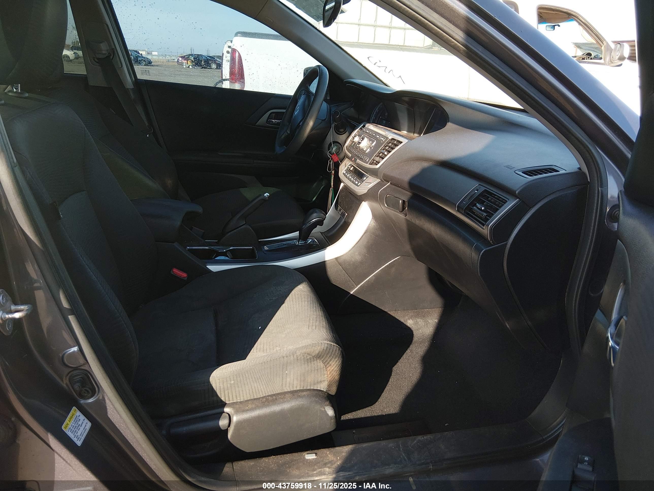 HONDA ACCORD image 5