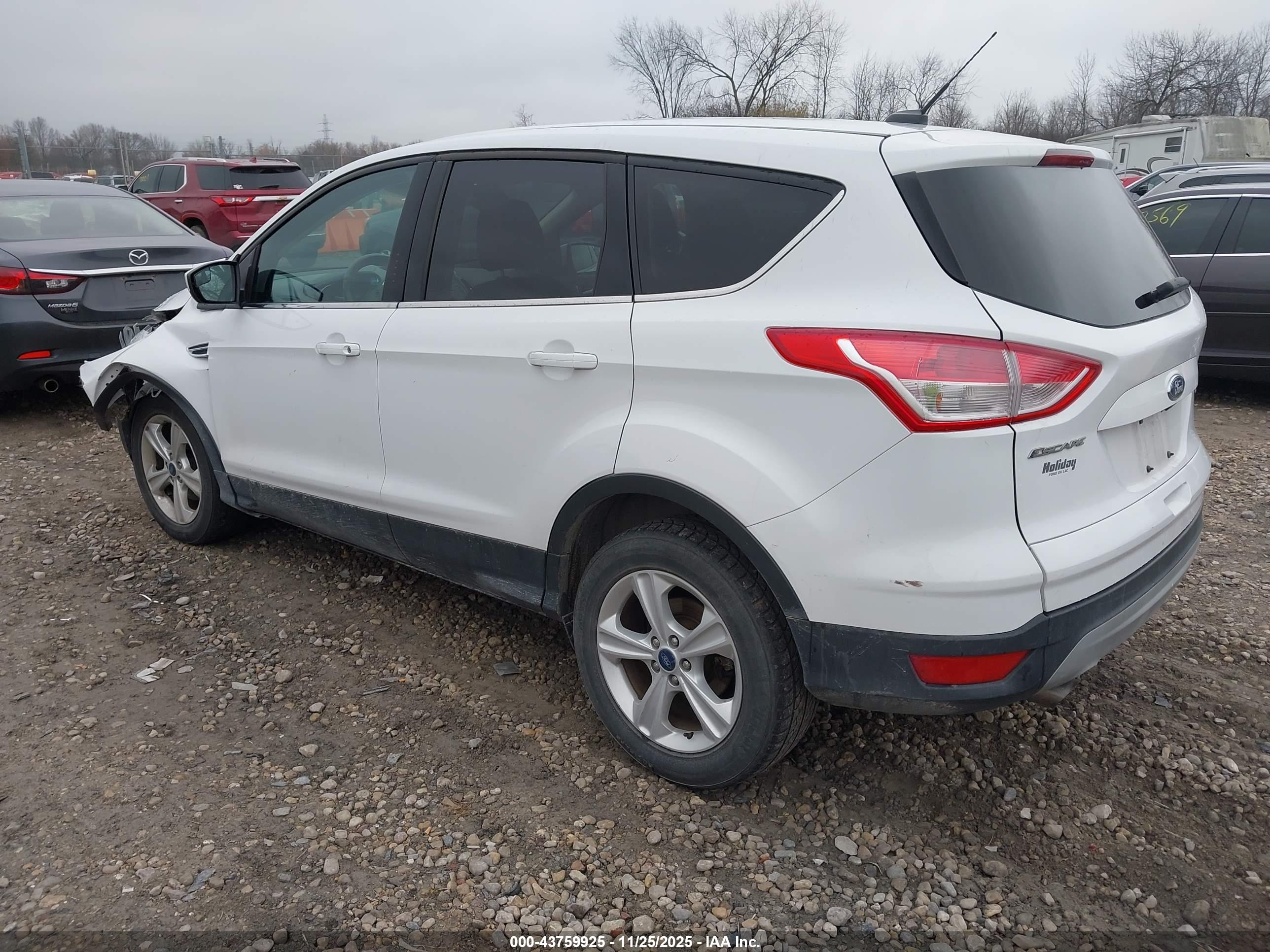 FORD ESCAPE image 3
