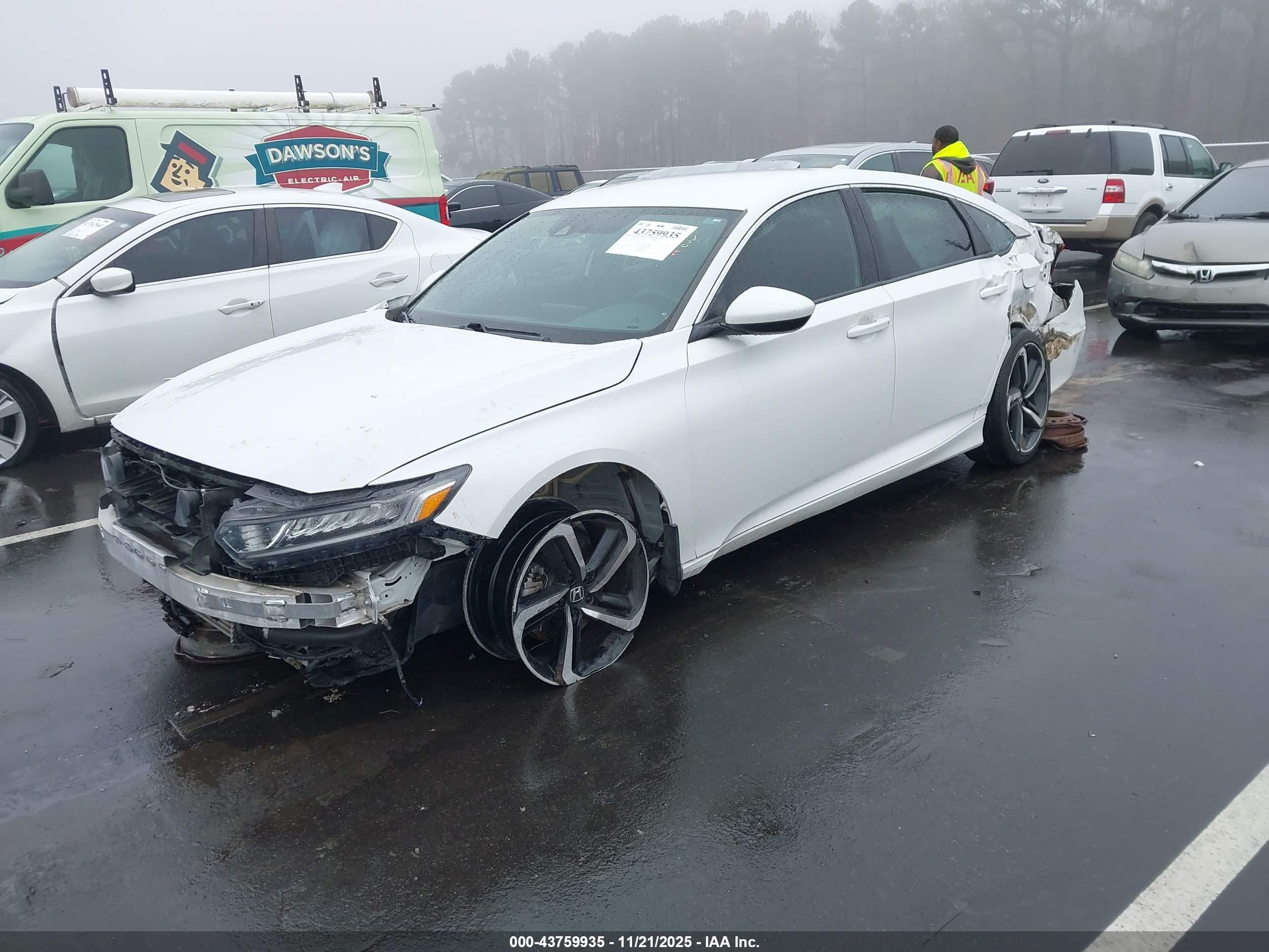 HONDA ACCORD image 2