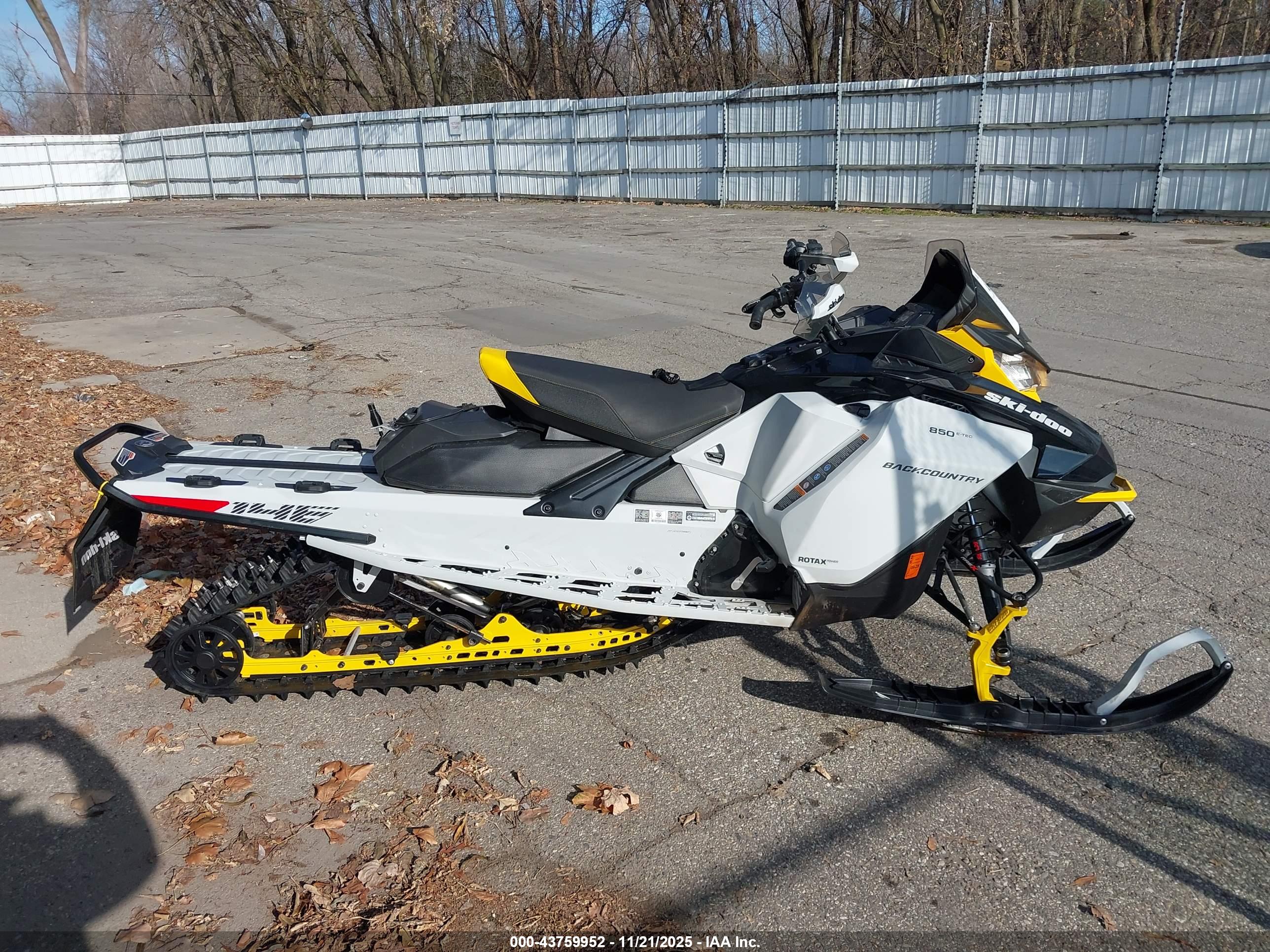 SKI-DOO BACKCOUNTRY image 5