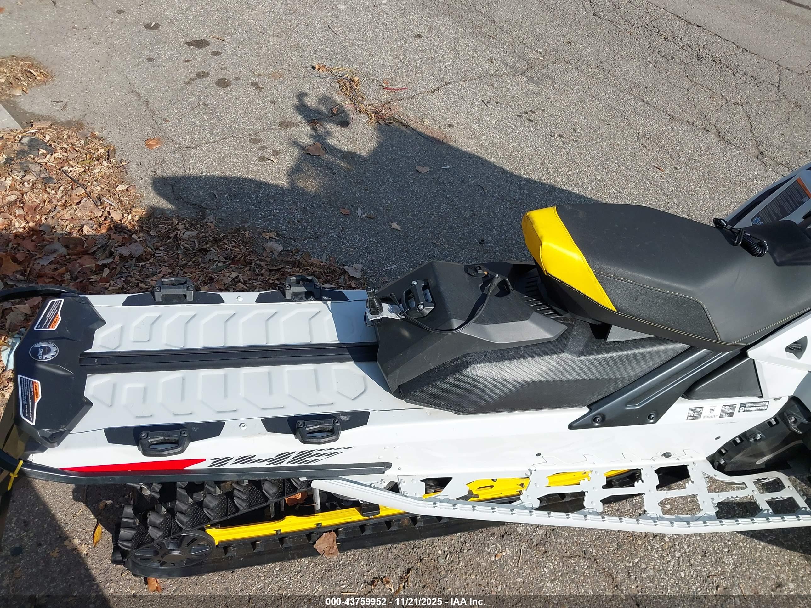 SKI-DOO BACKCOUNTRY image 8