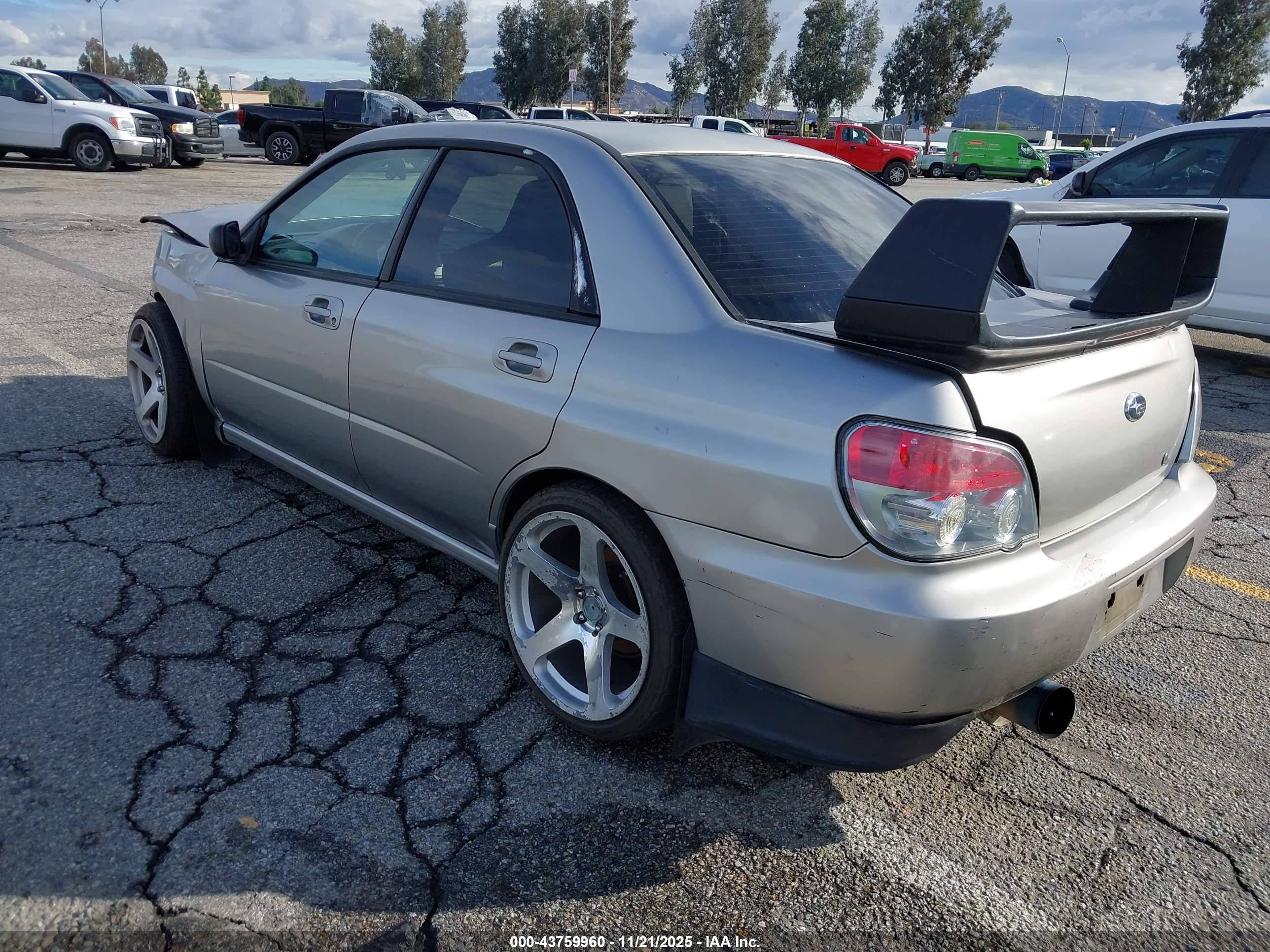SUBARU IMPREZA image 3