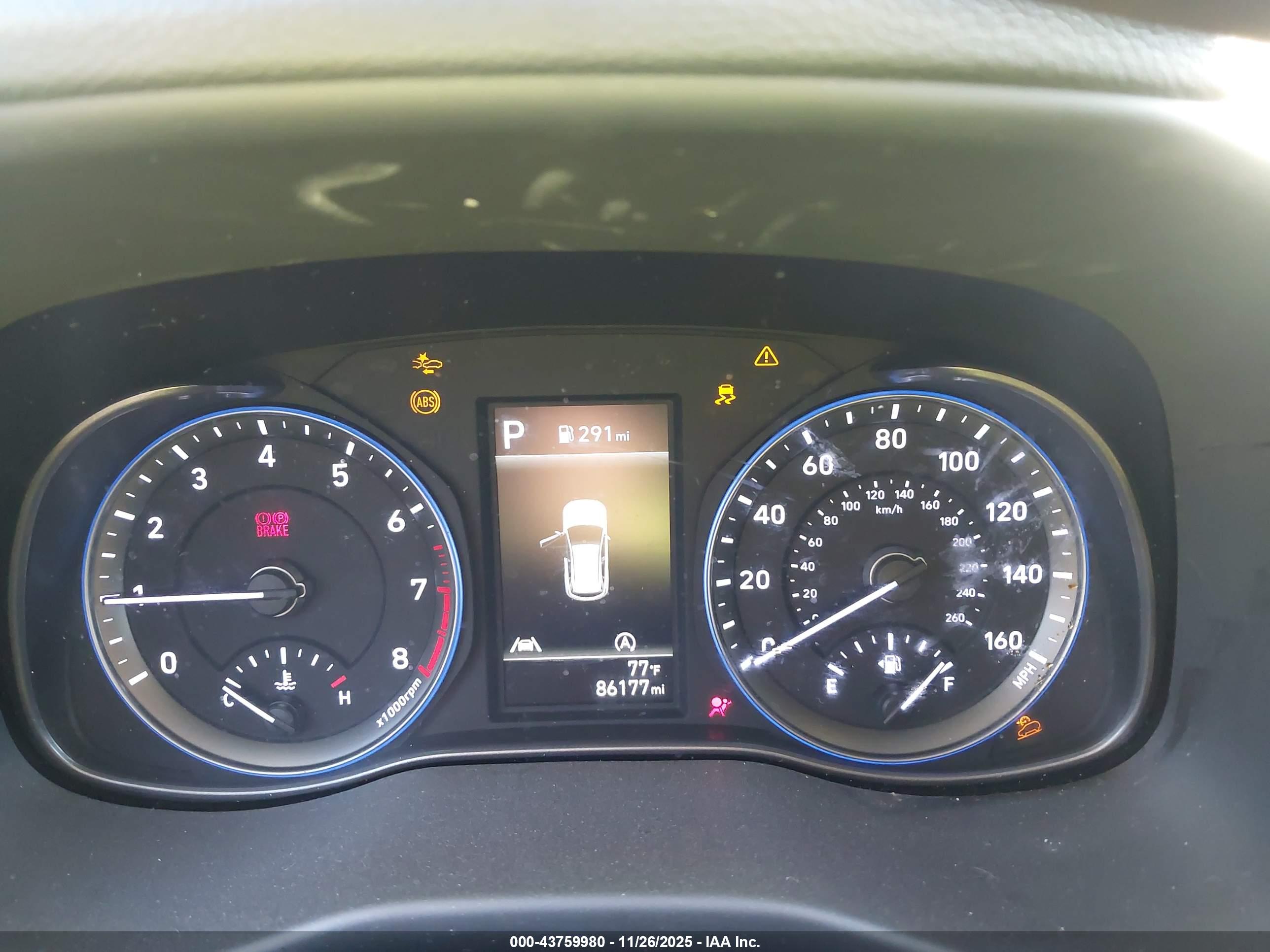 HYUNDAI KONA image 7