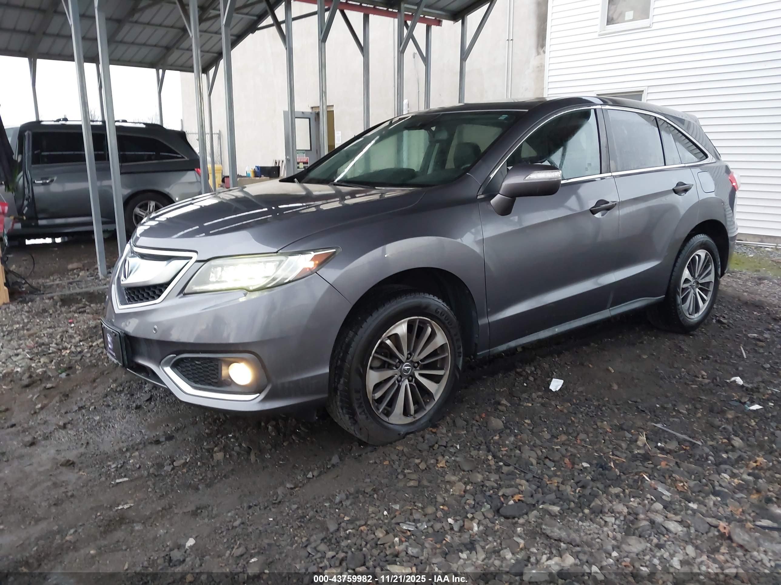 ACURA RDX image 2