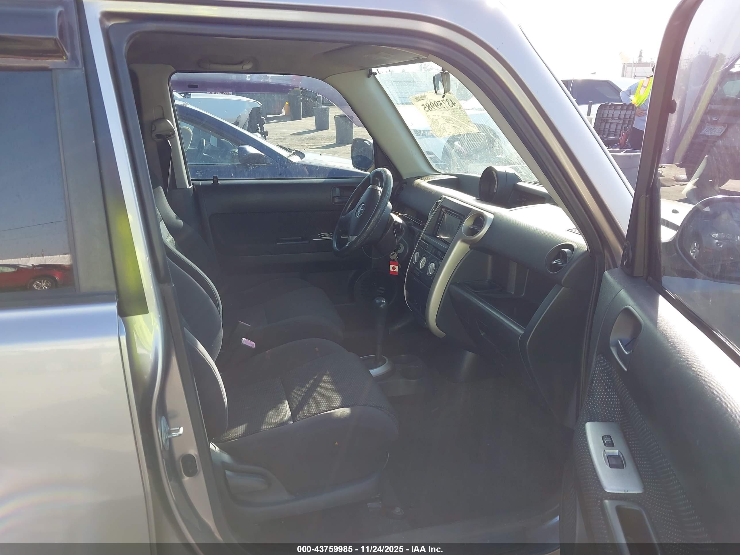 SCION XB image 5