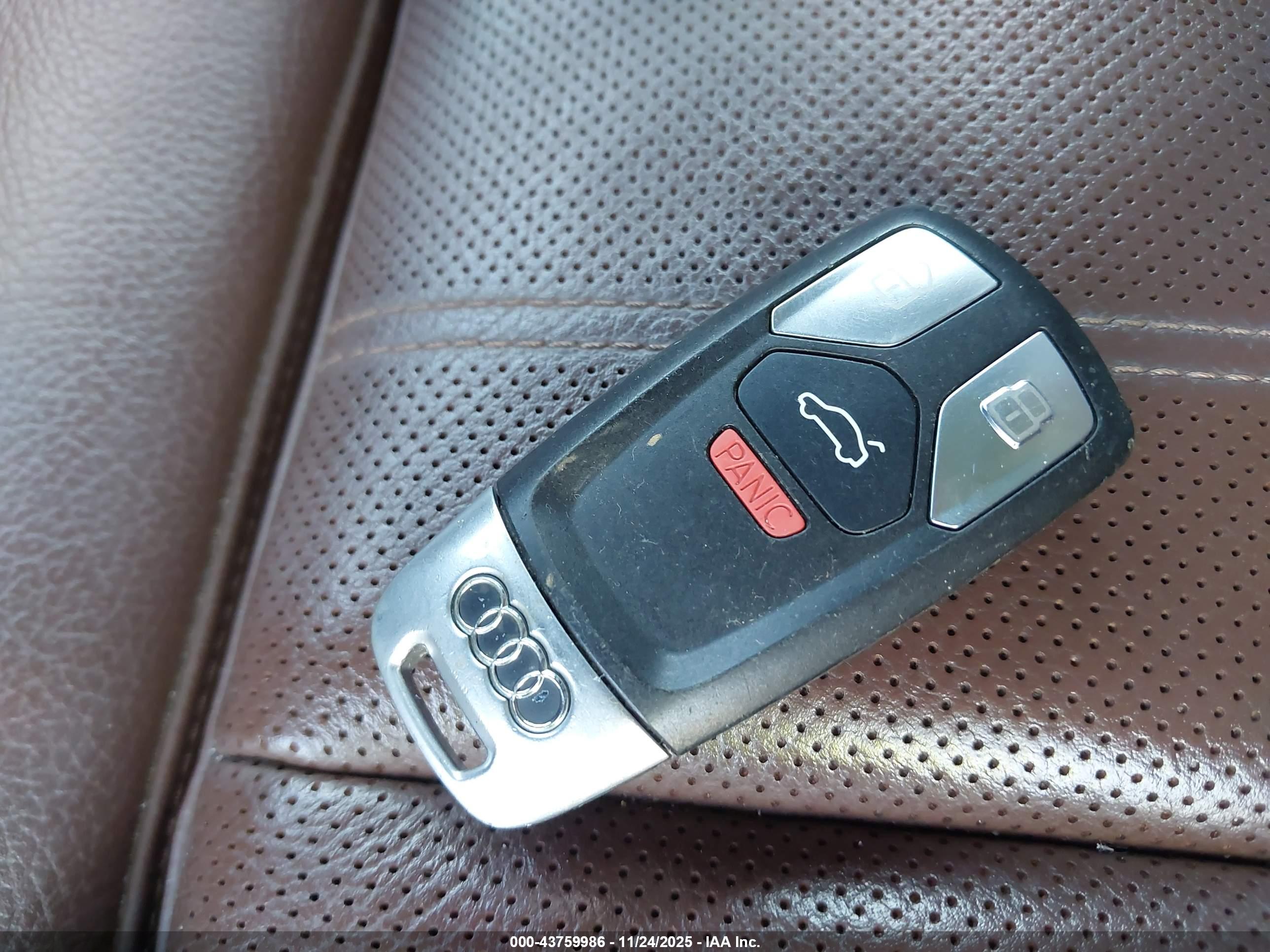 AUDI Q5 image 11