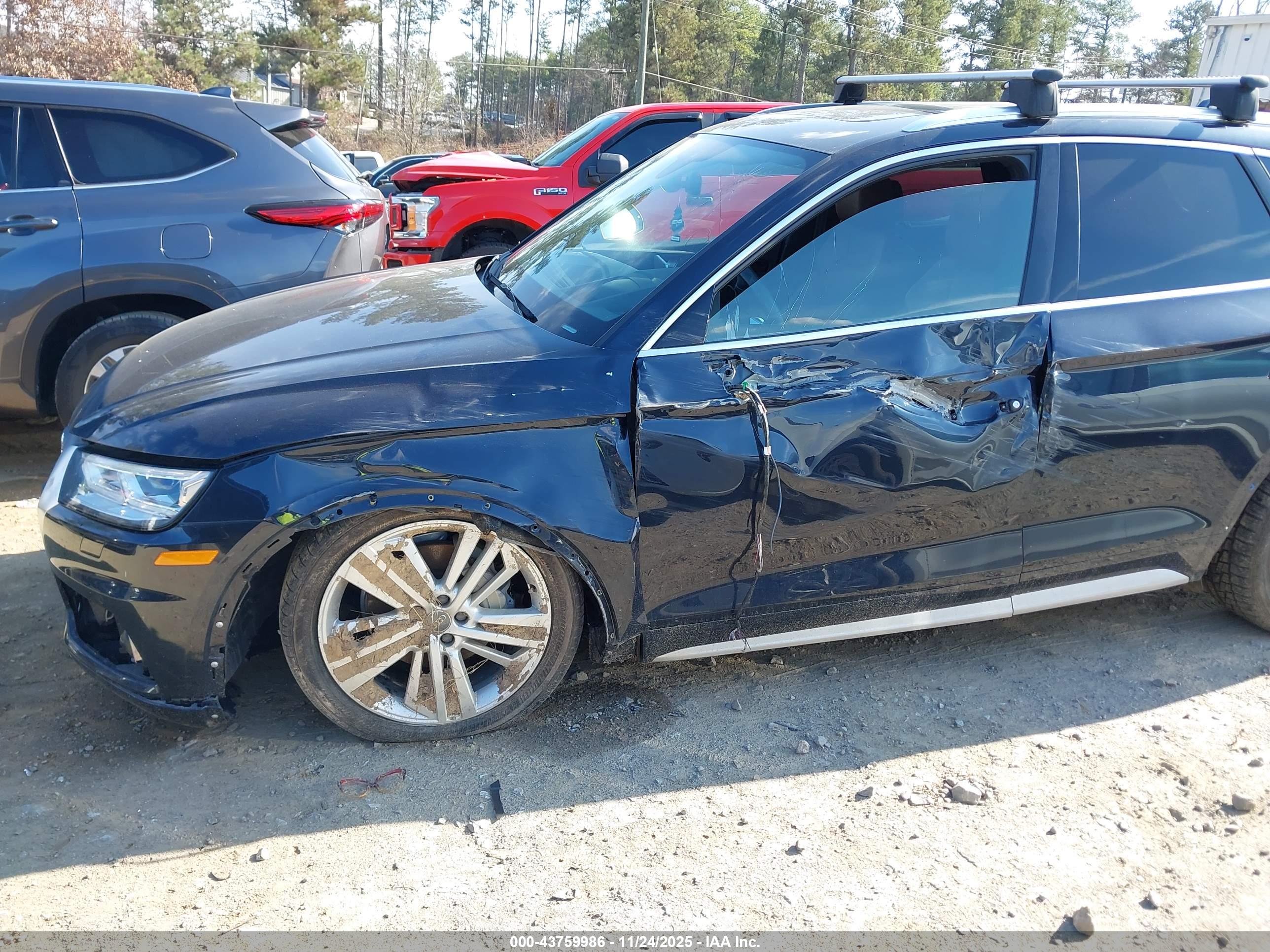 AUDI Q5 image 6