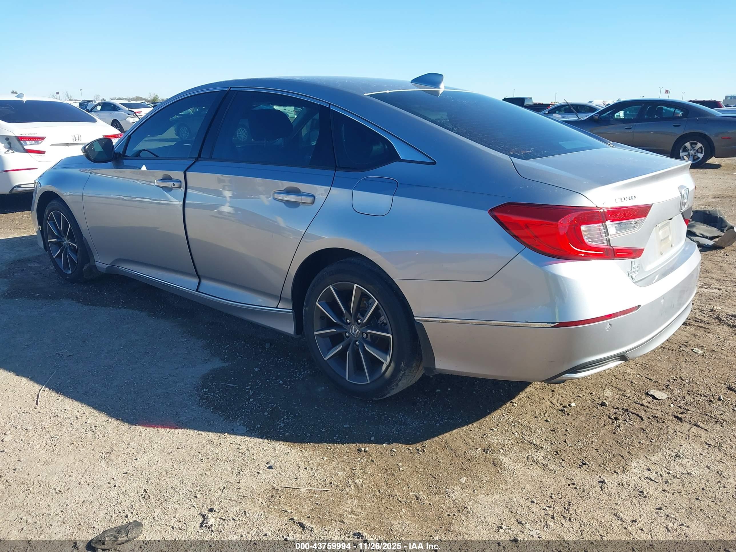 HONDA ACCORD image 3