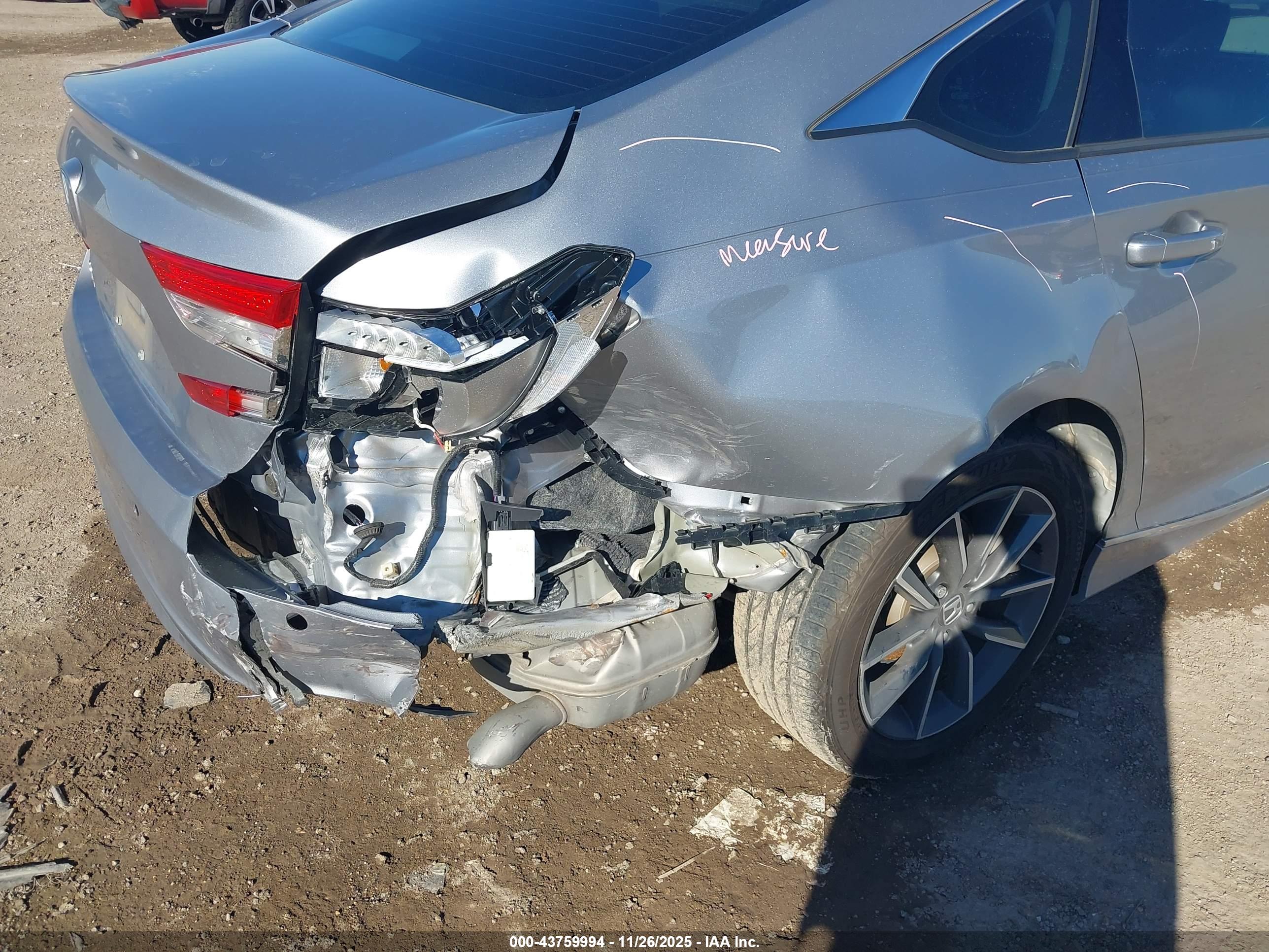 HONDA ACCORD image 6