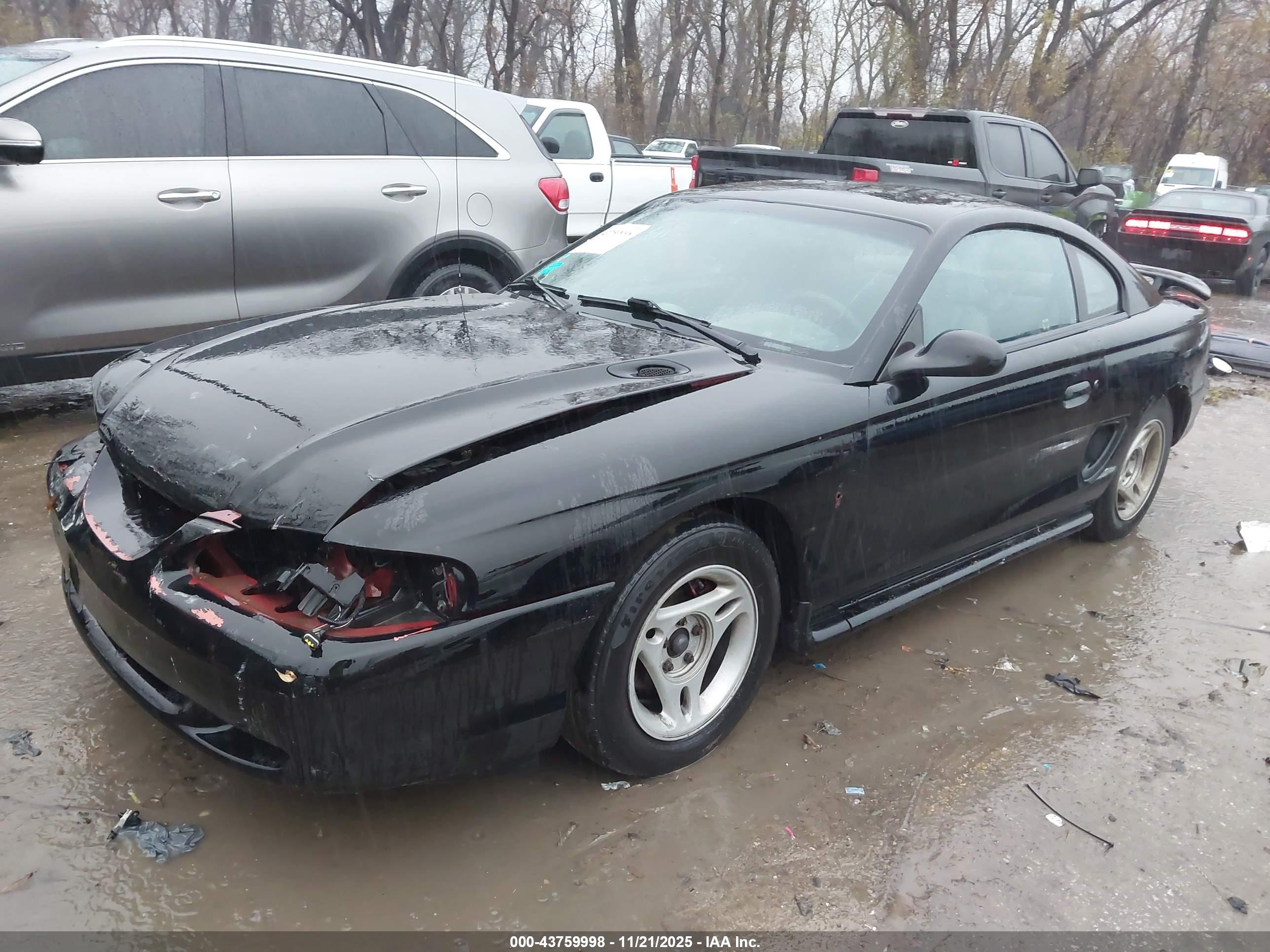 FORD MUSTANG image 2