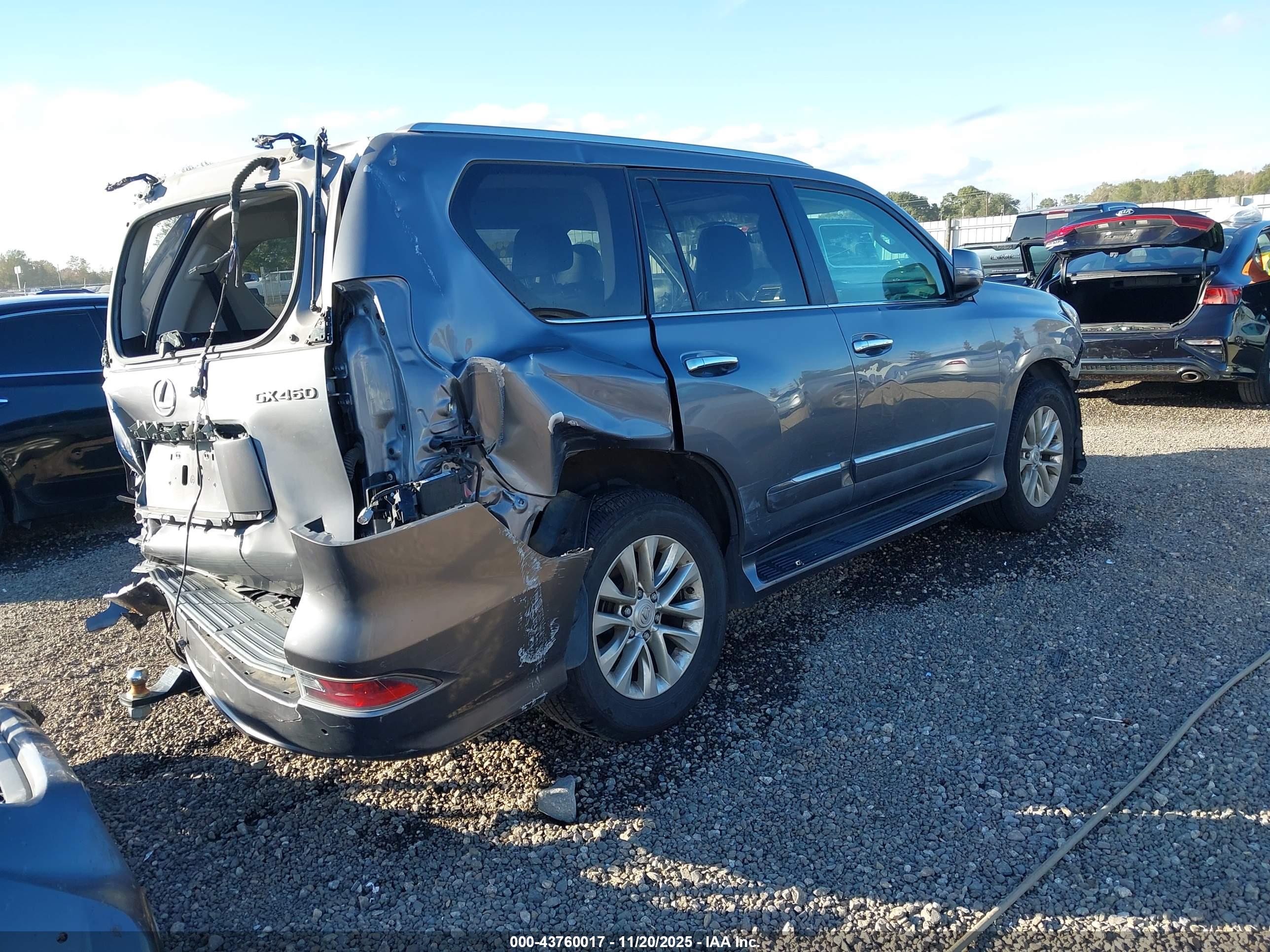 LEXUS GX image 4