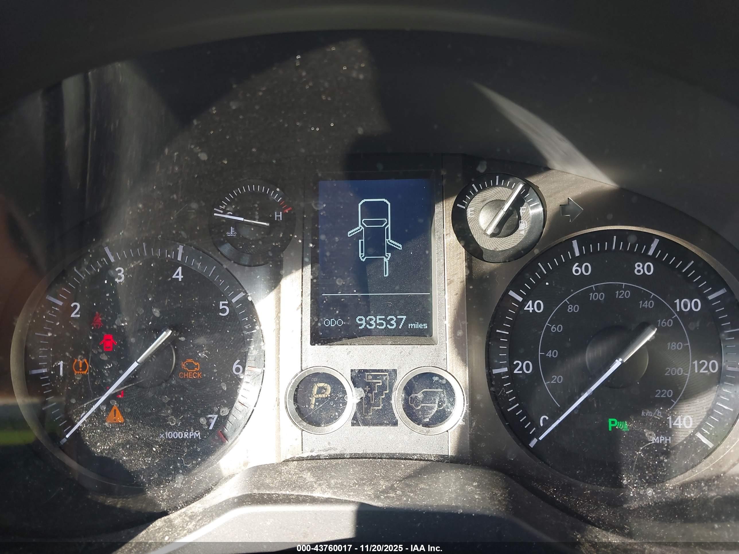 LEXUS GX image 7