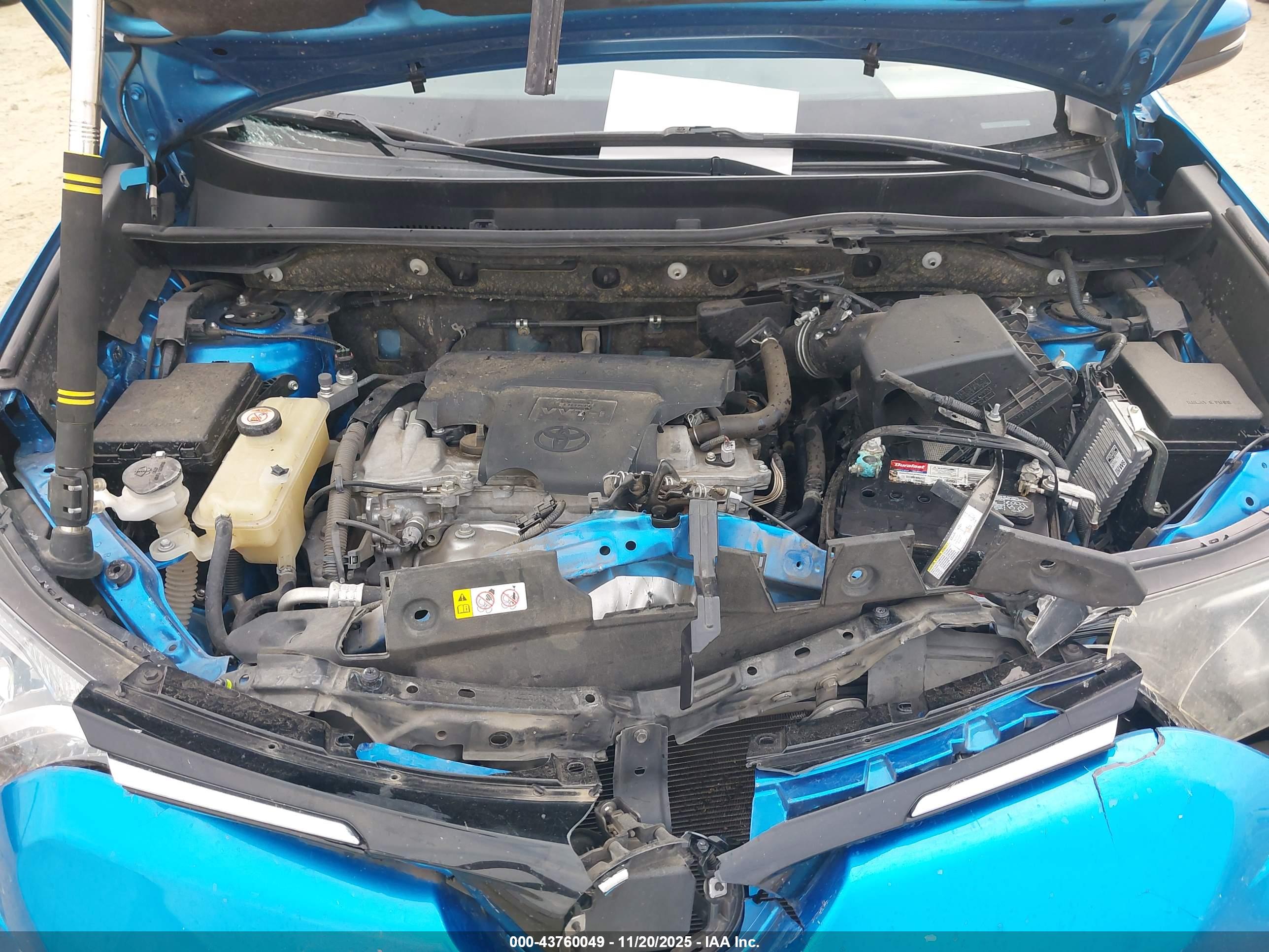 TOYOTA RAV4 image 10