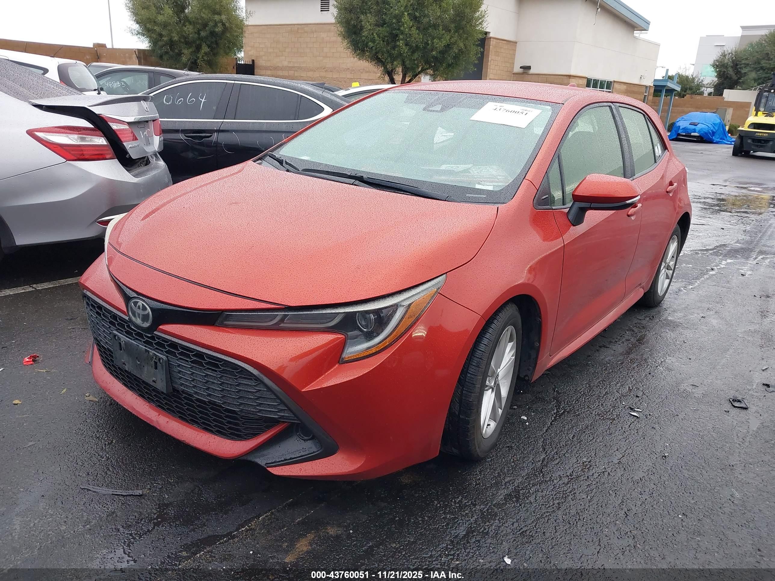 TOYOTA COROLLA image 2