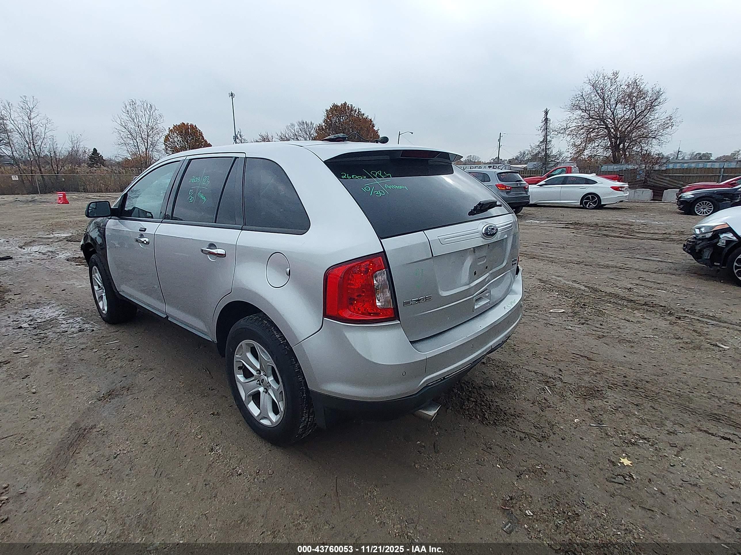 FORD EDGE image 3