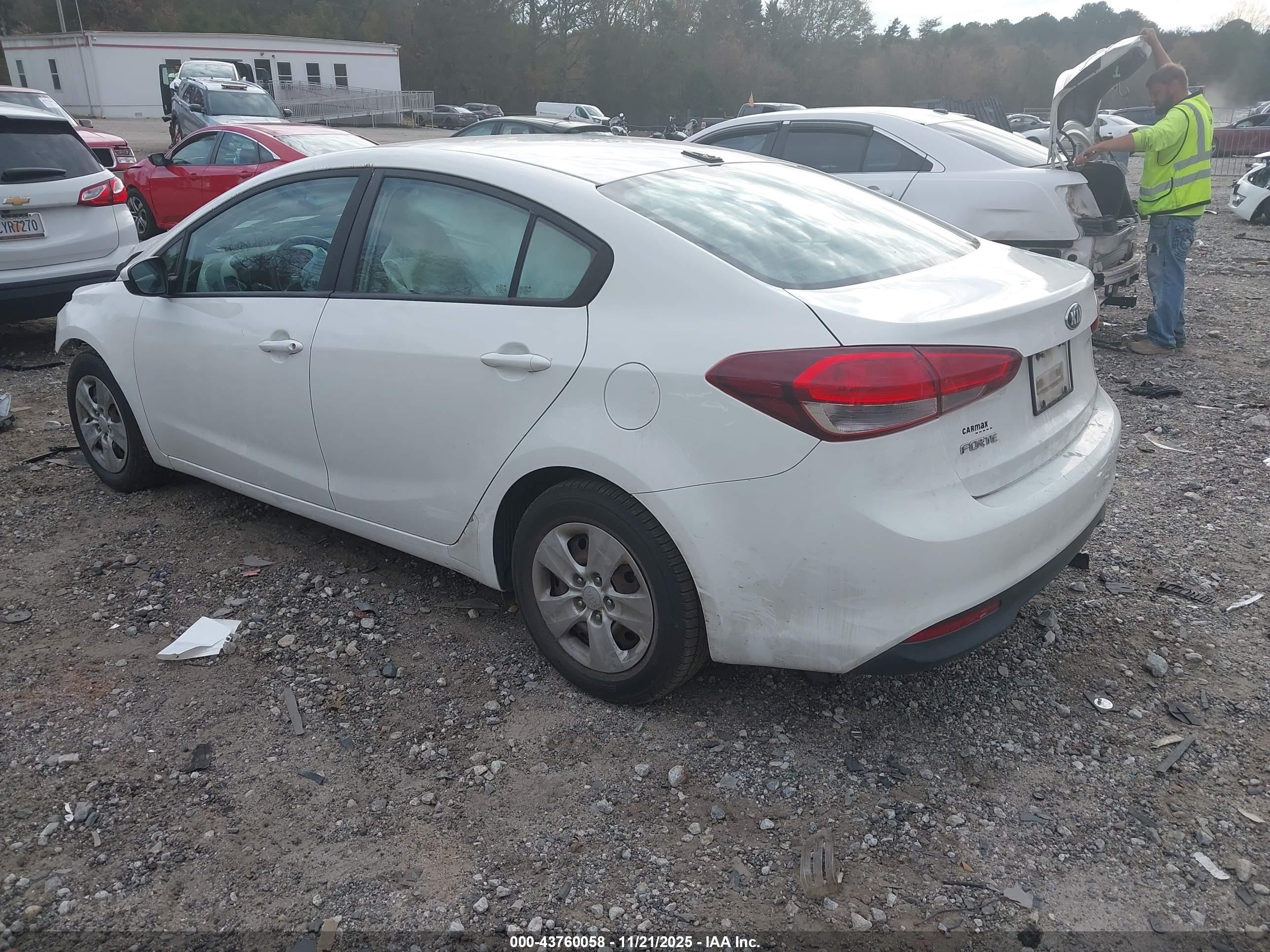 KIA FORTE image 3