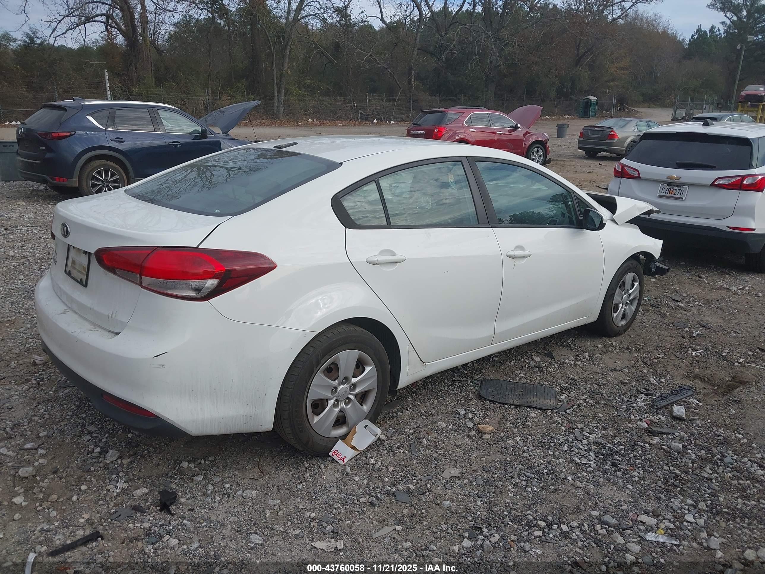 KIA FORTE image 4