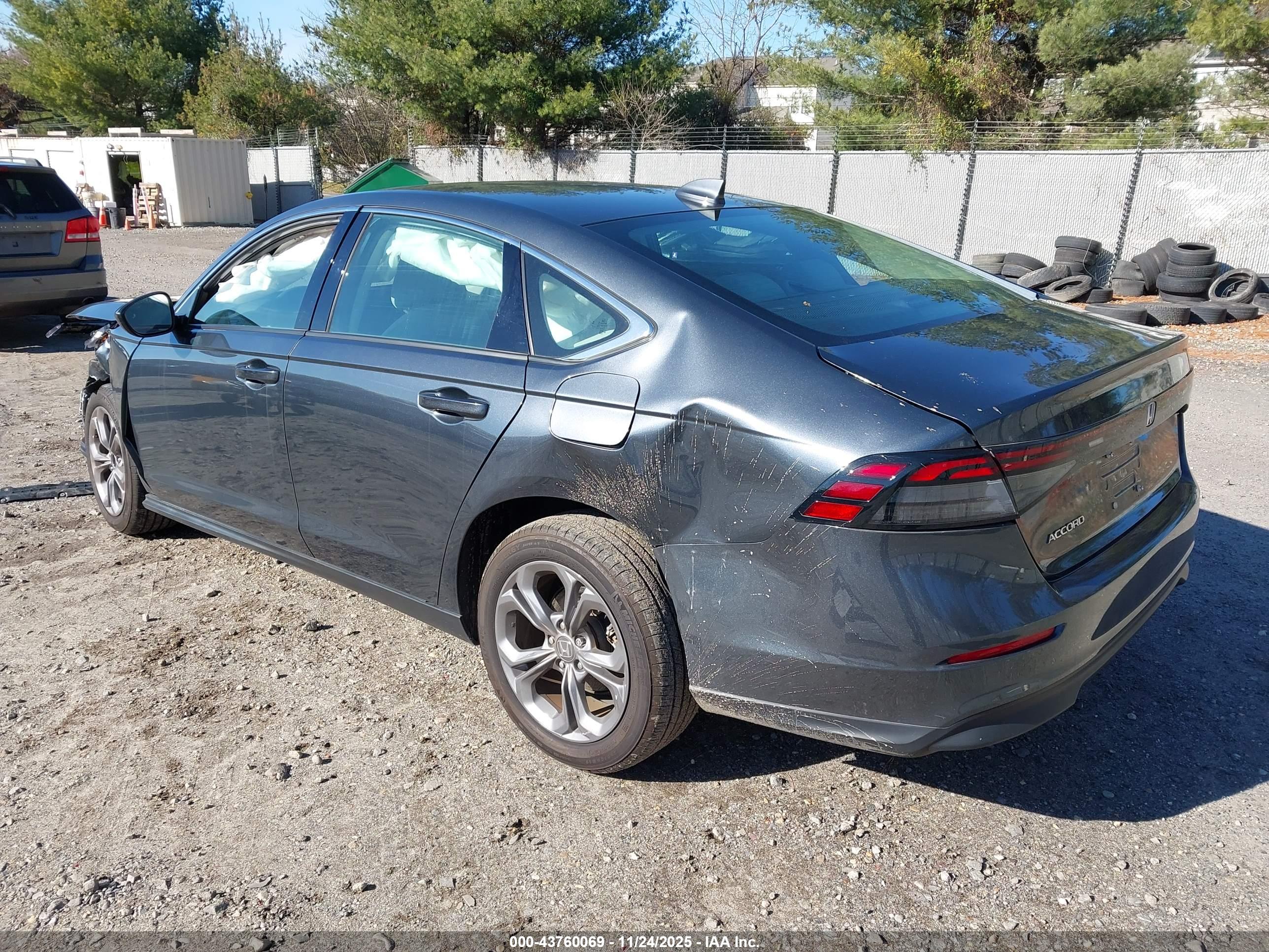 HONDA ACCORD image 3