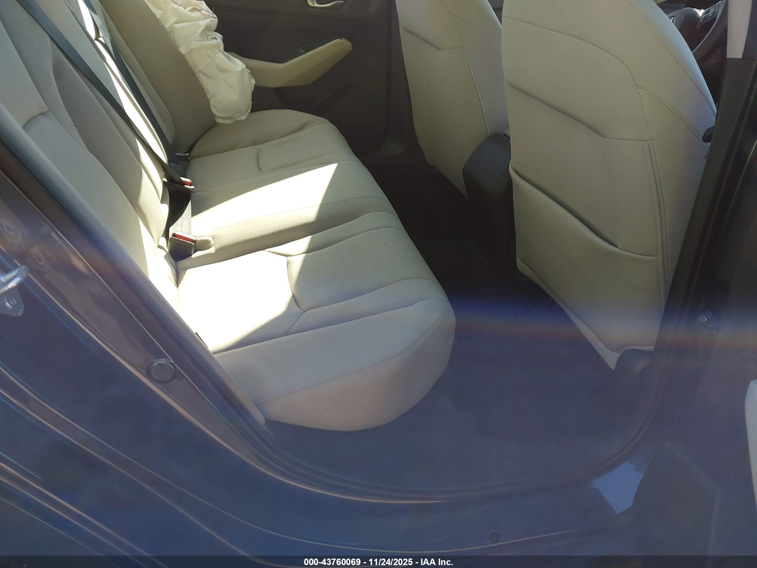 HONDA ACCORD image 8