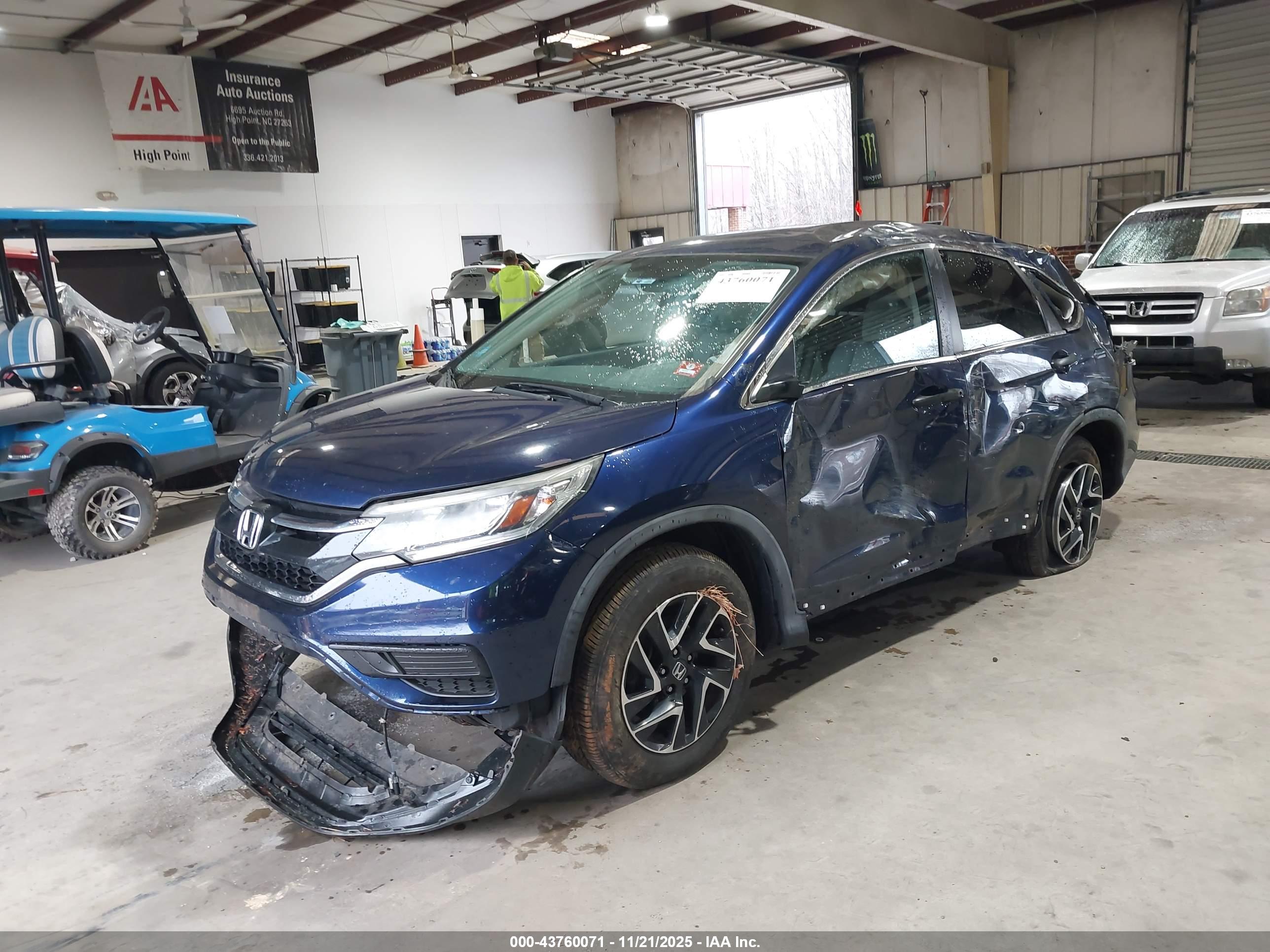 HONDA CR-V image 2