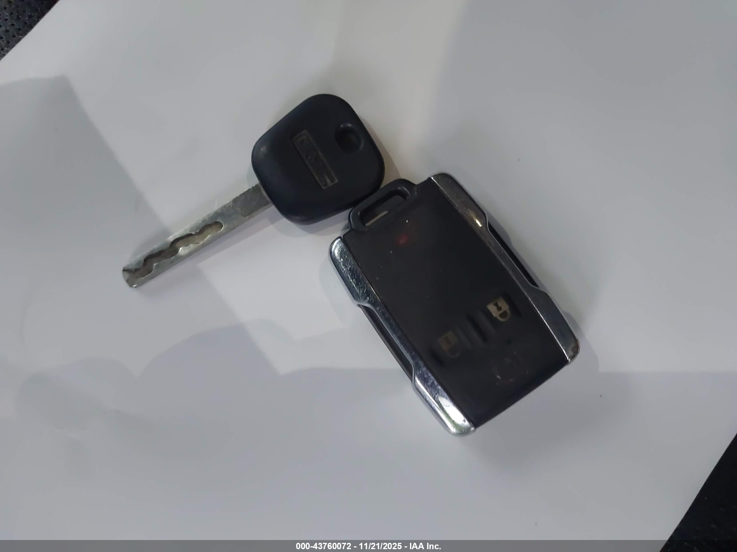 GMC SIERRA image 11