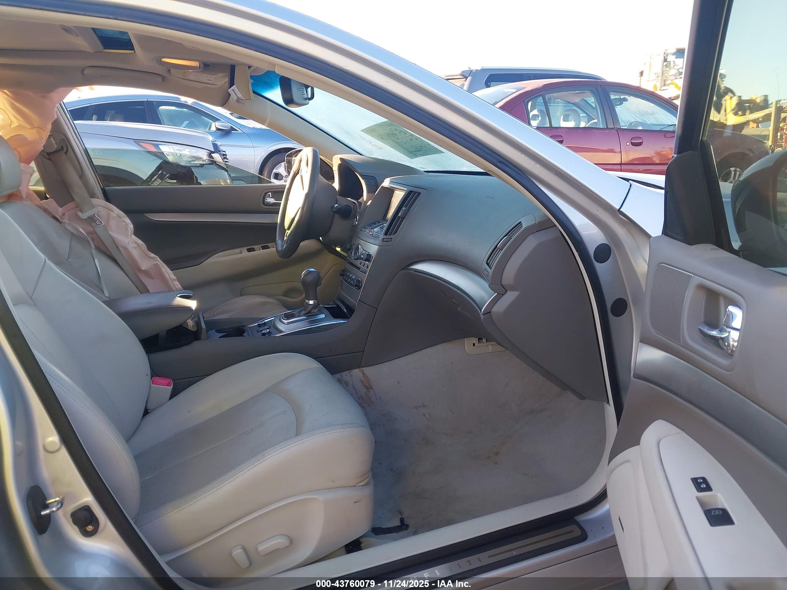 INFINITI G37X image 5