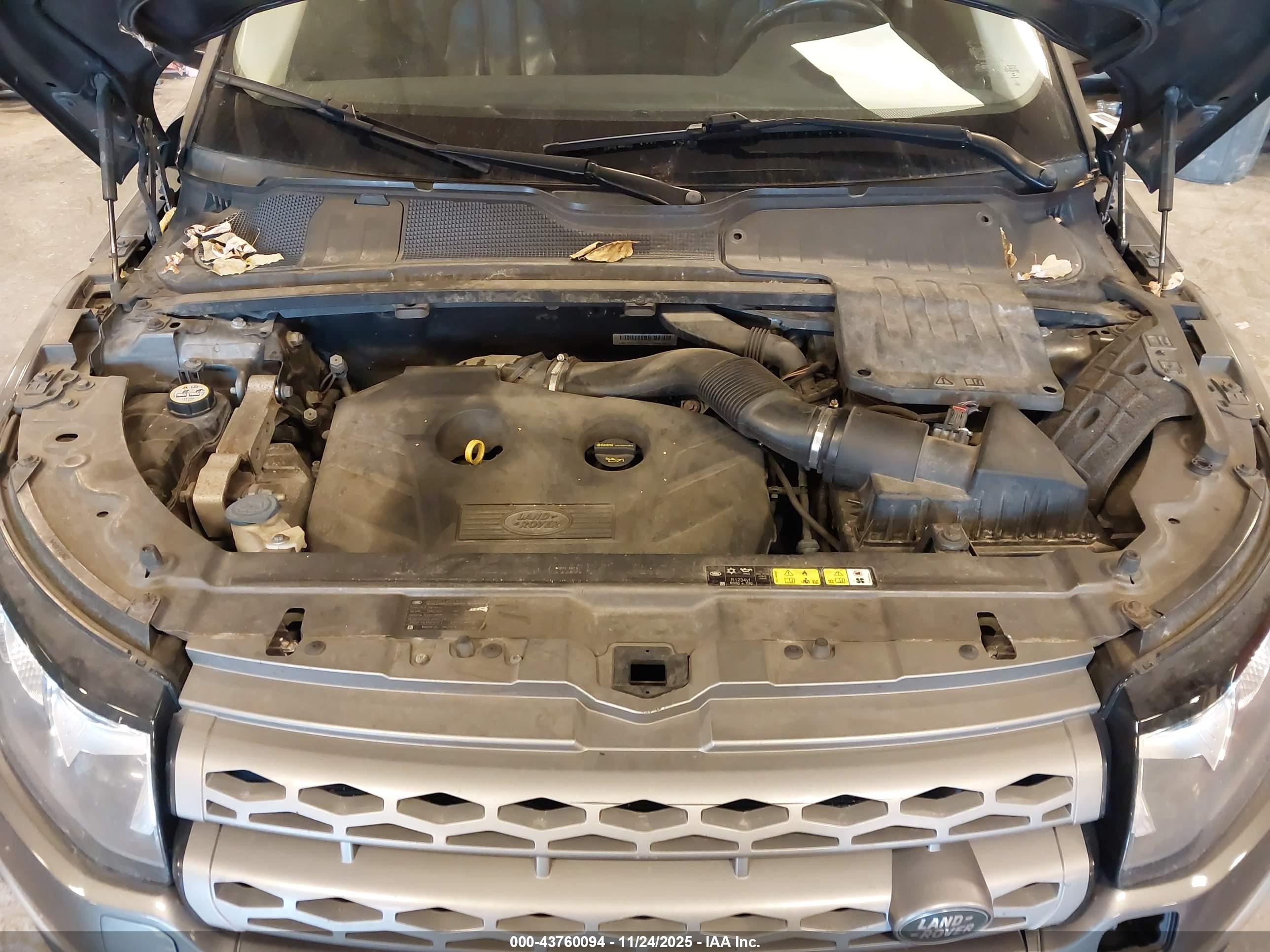 LAND ROVER image 10