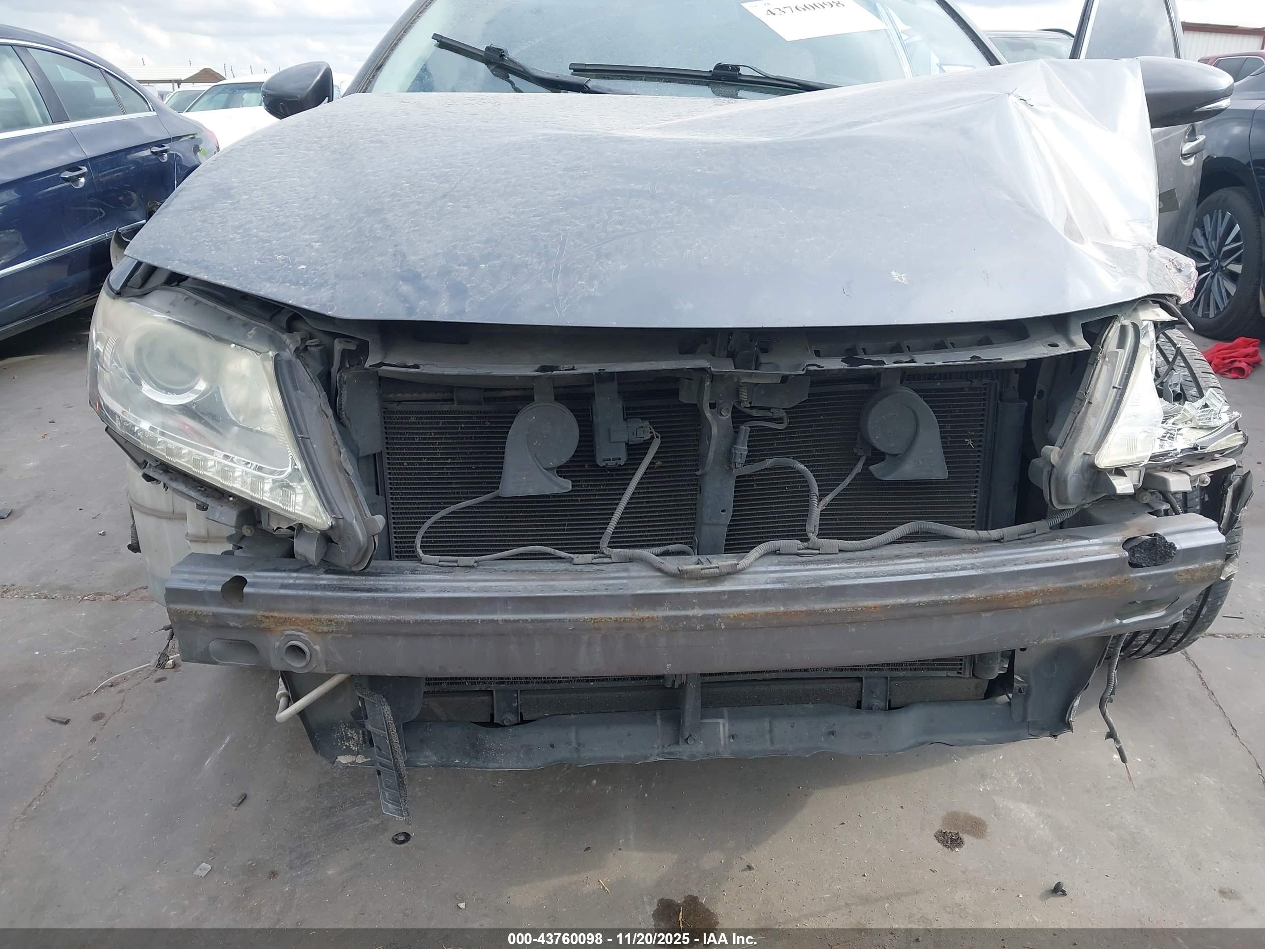 LEXUS ES image 6