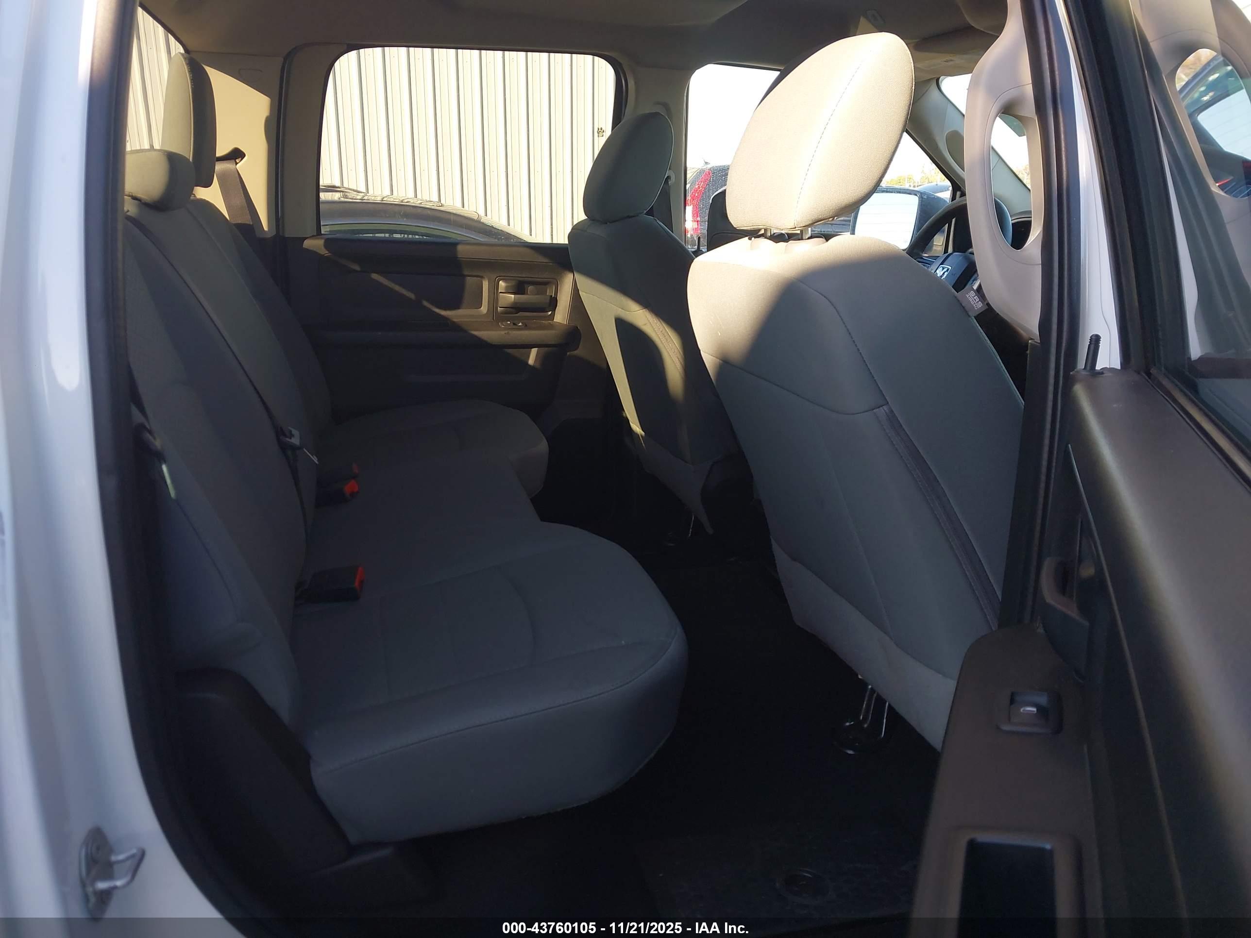 RAM 1500 image 8