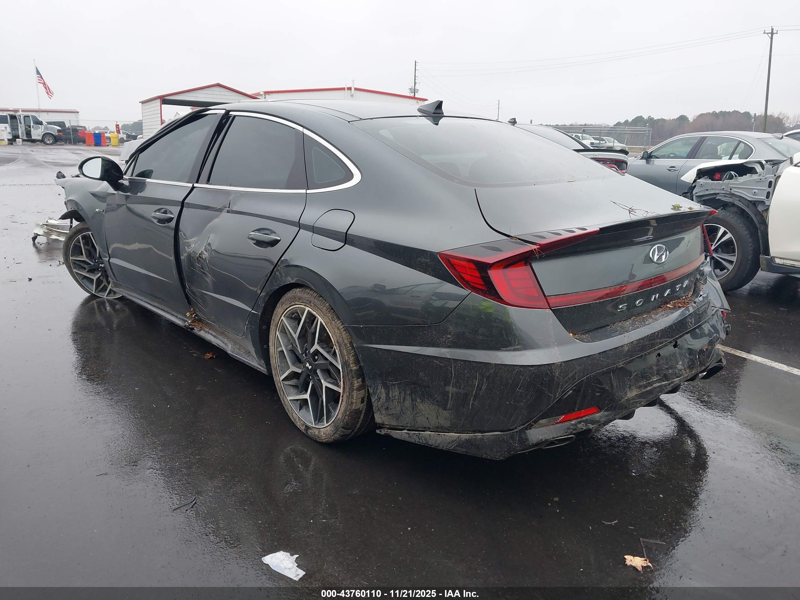 HYUNDAI SONATA image 3