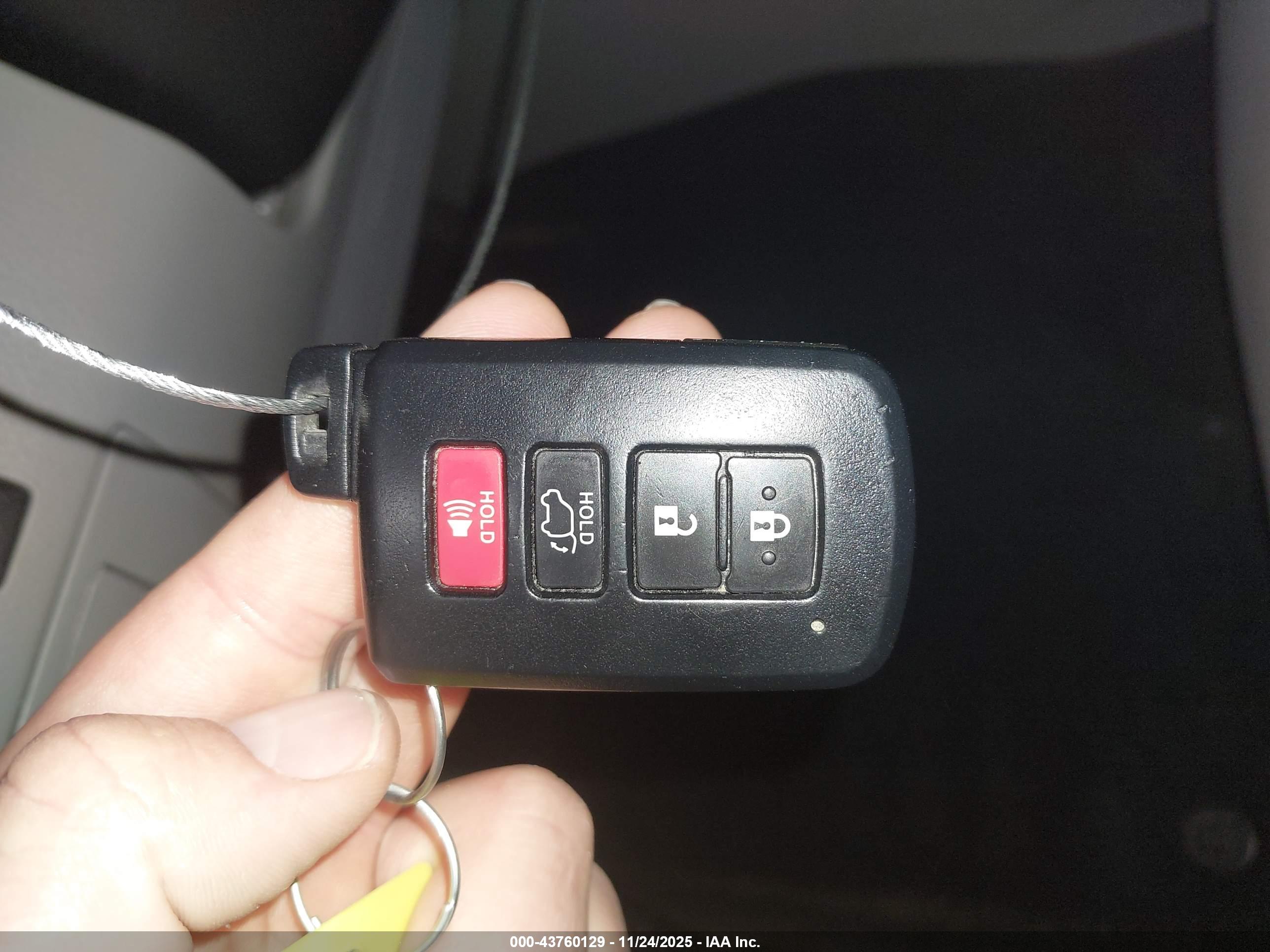 TOYOTA HIGHLANDER image 11