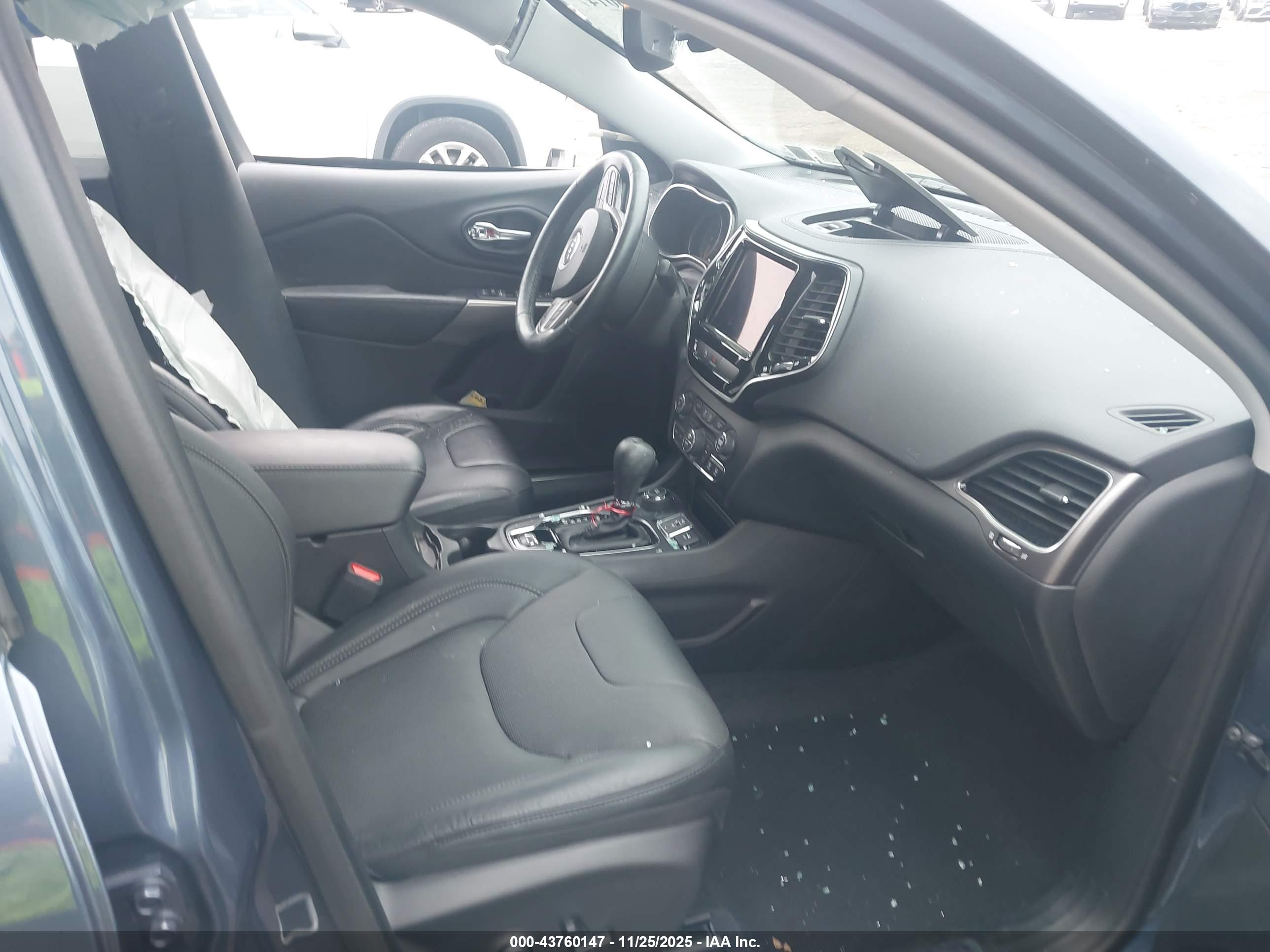 JEEP CHEROKEE image 5