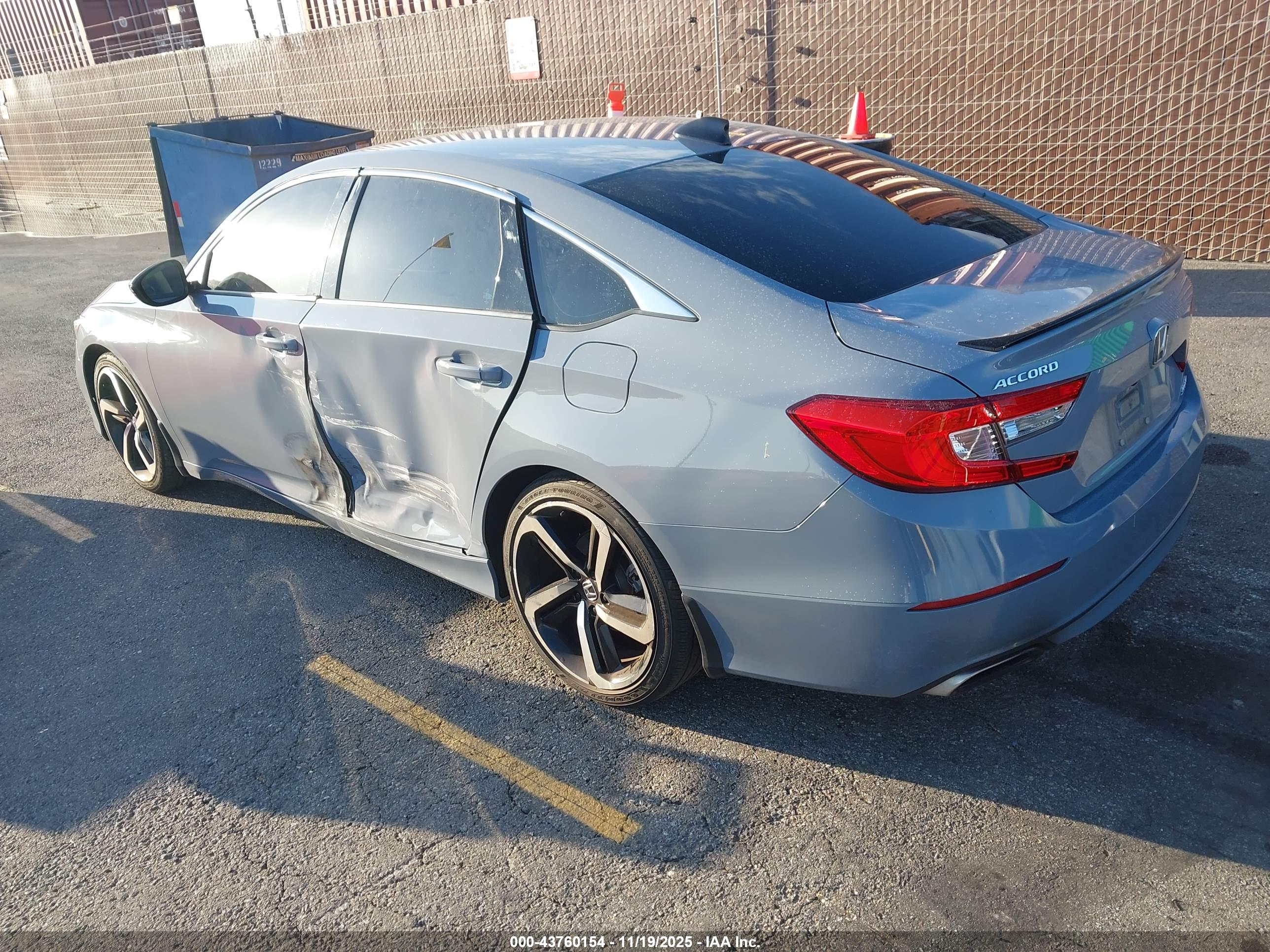 HONDA ACCORD image 3