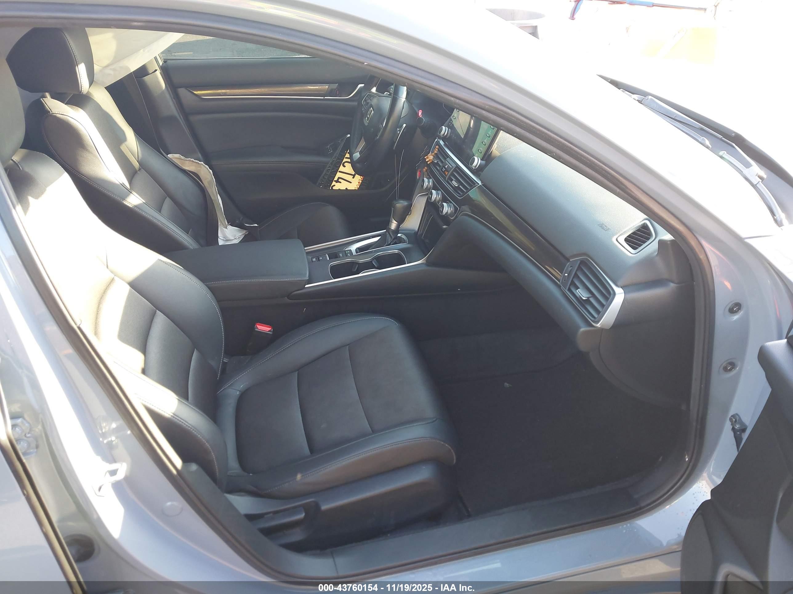 HONDA ACCORD image 5