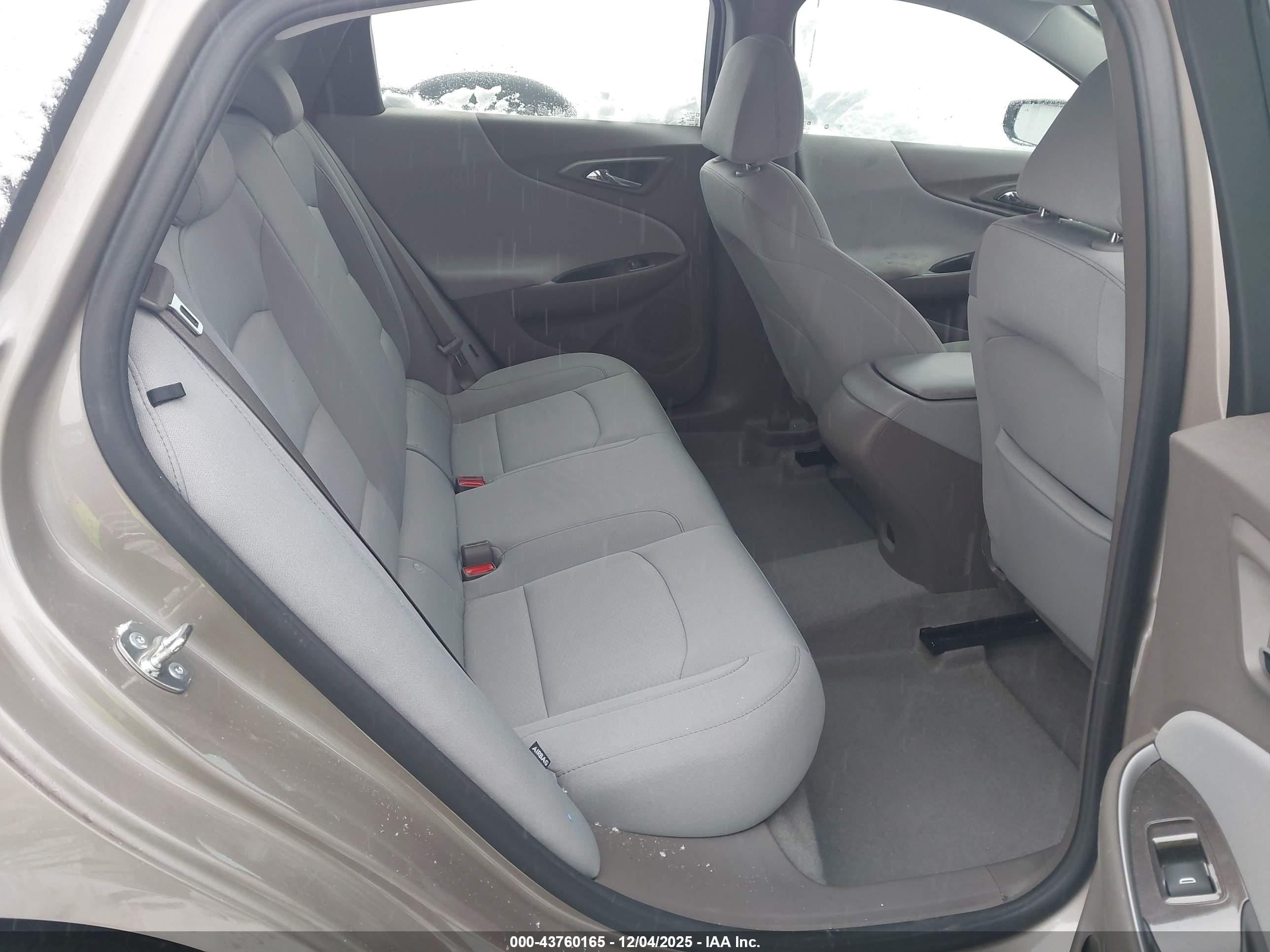 CHEVROLET MALIBU image 8