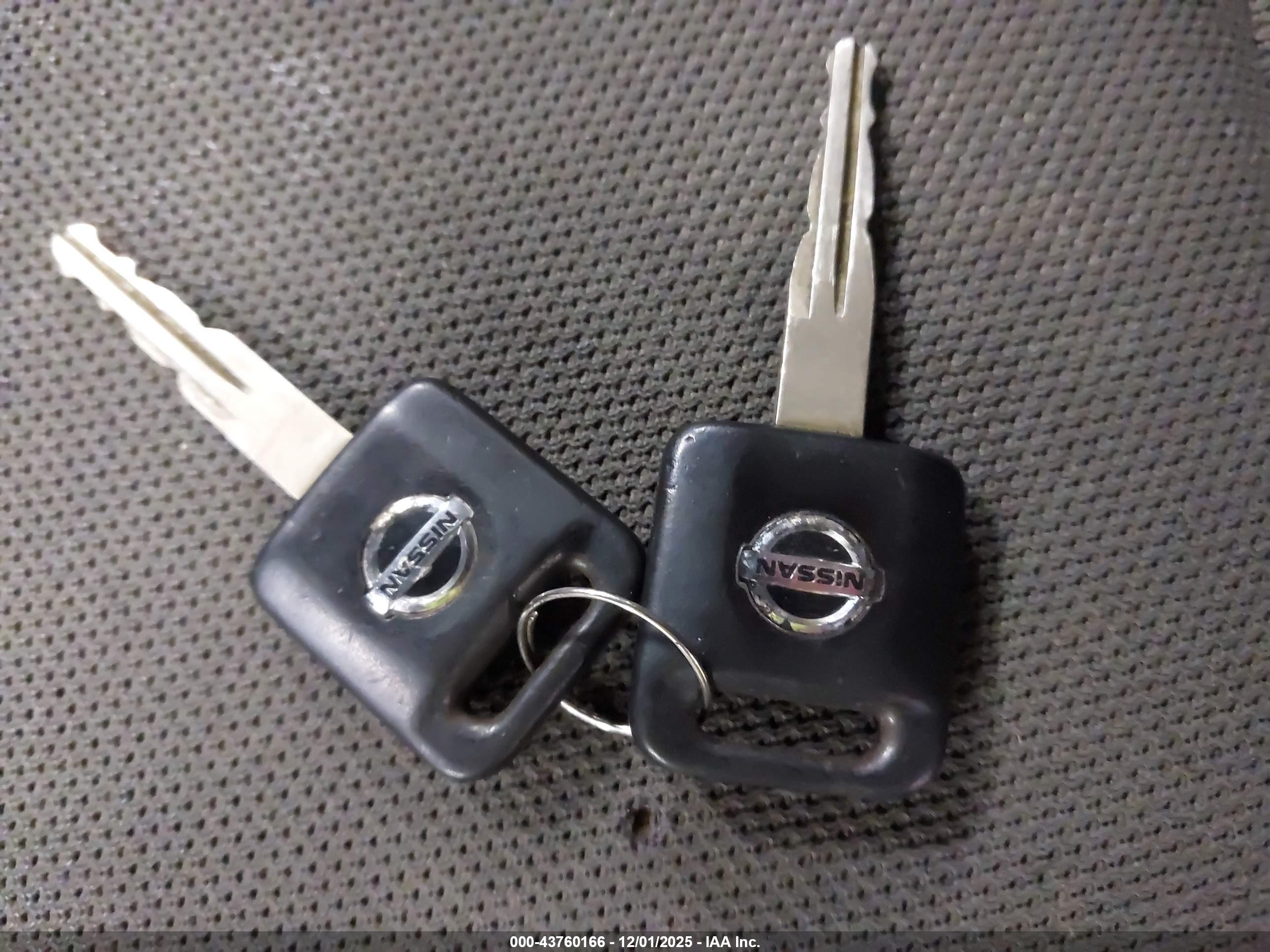 NISSAN FRONTIER image 11