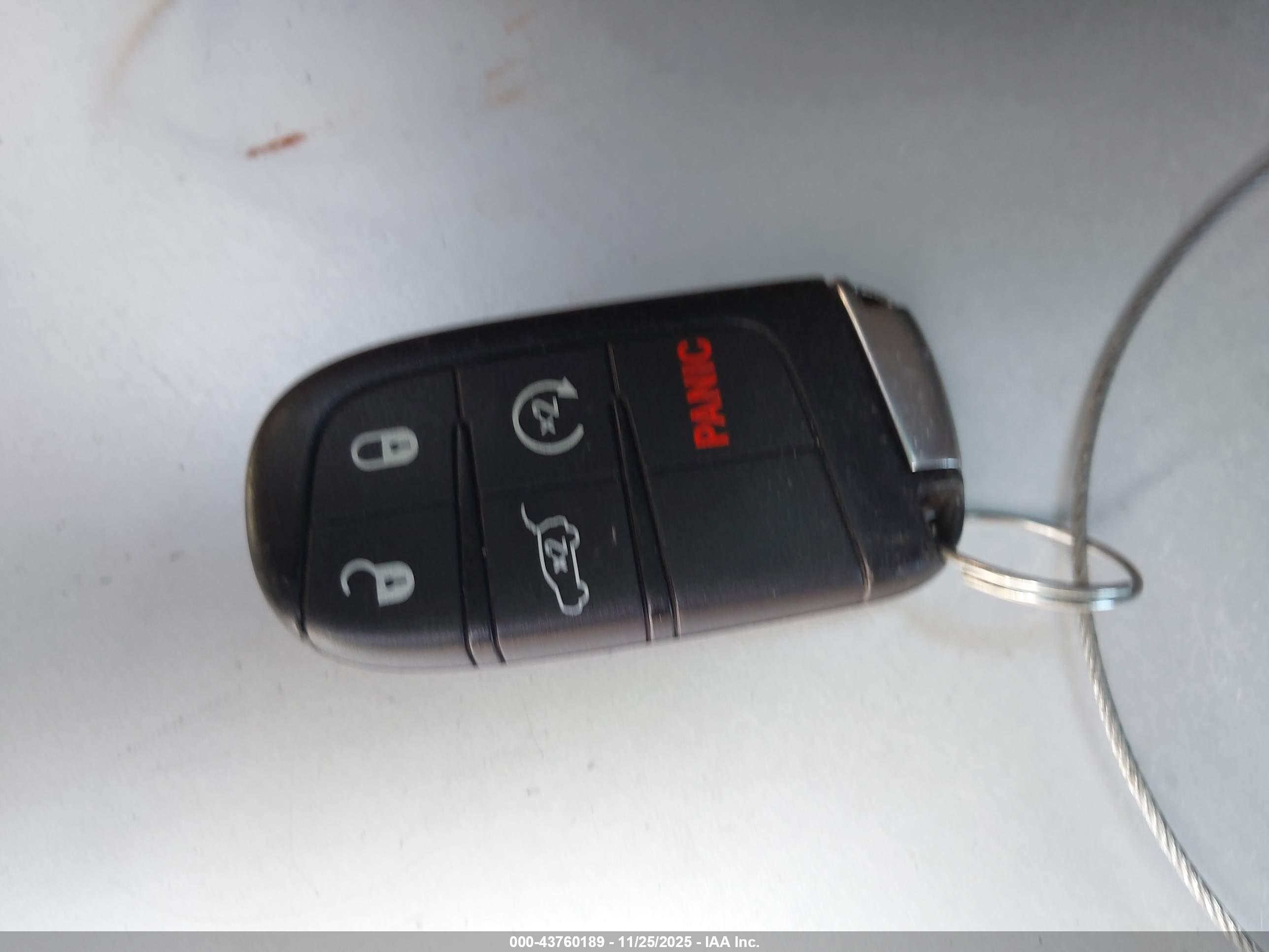 JEEP GRAND image 11