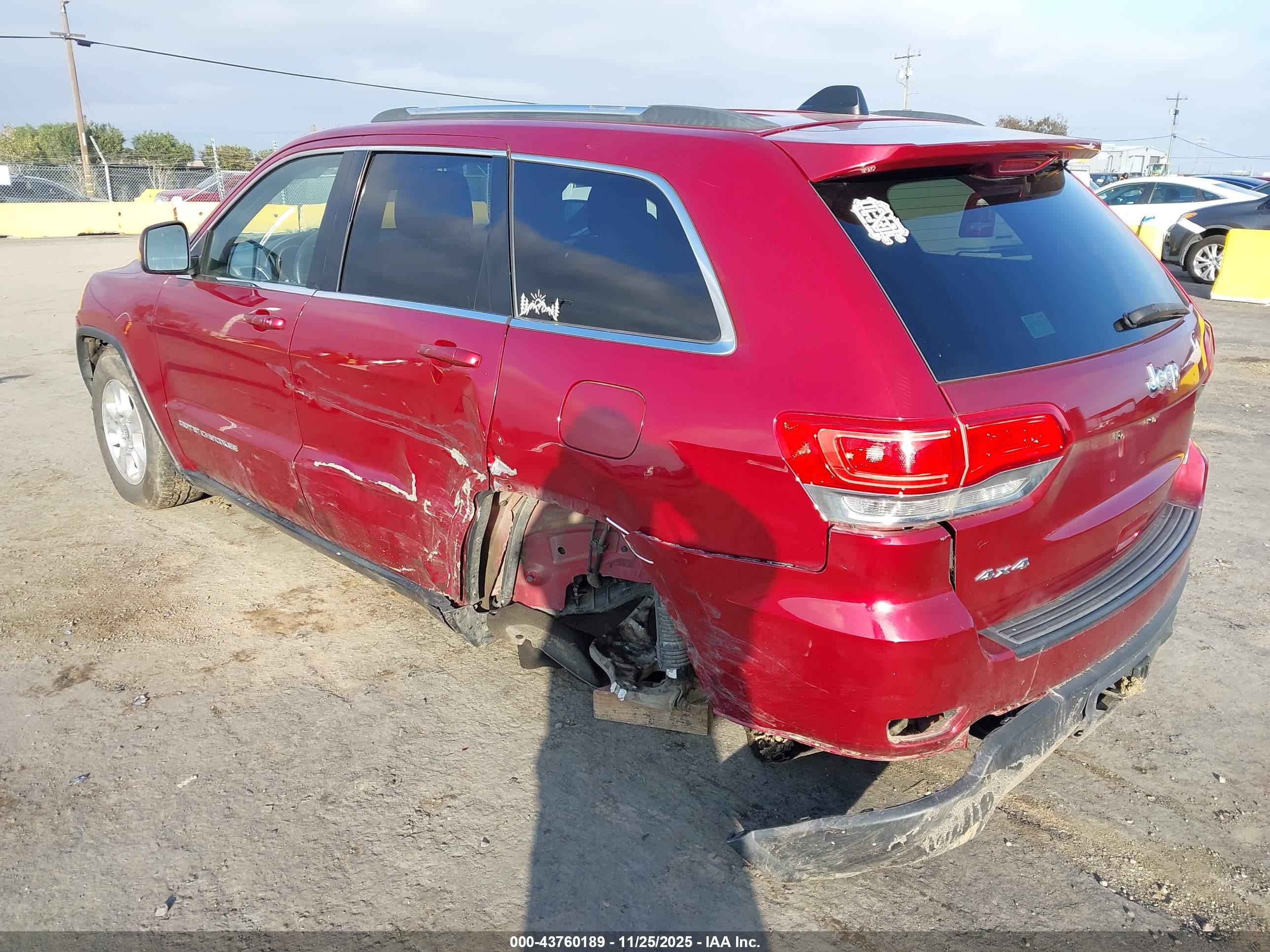 JEEP GRAND image 3