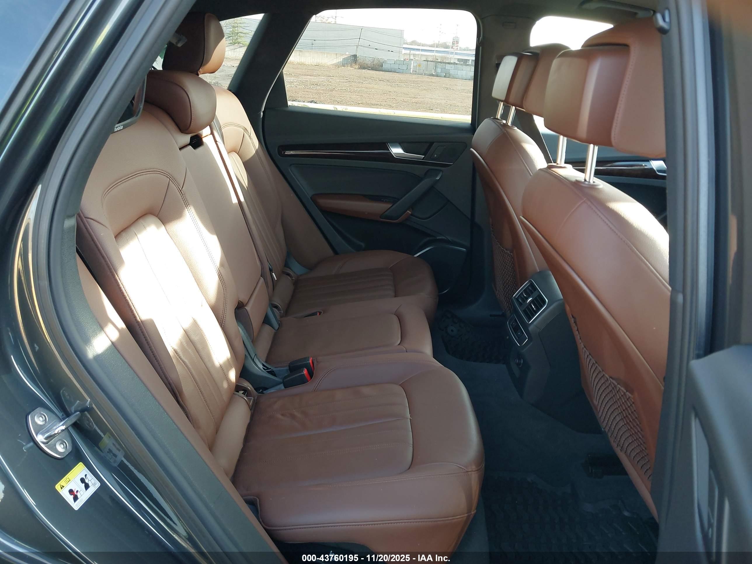 AUDI Q5 image 8