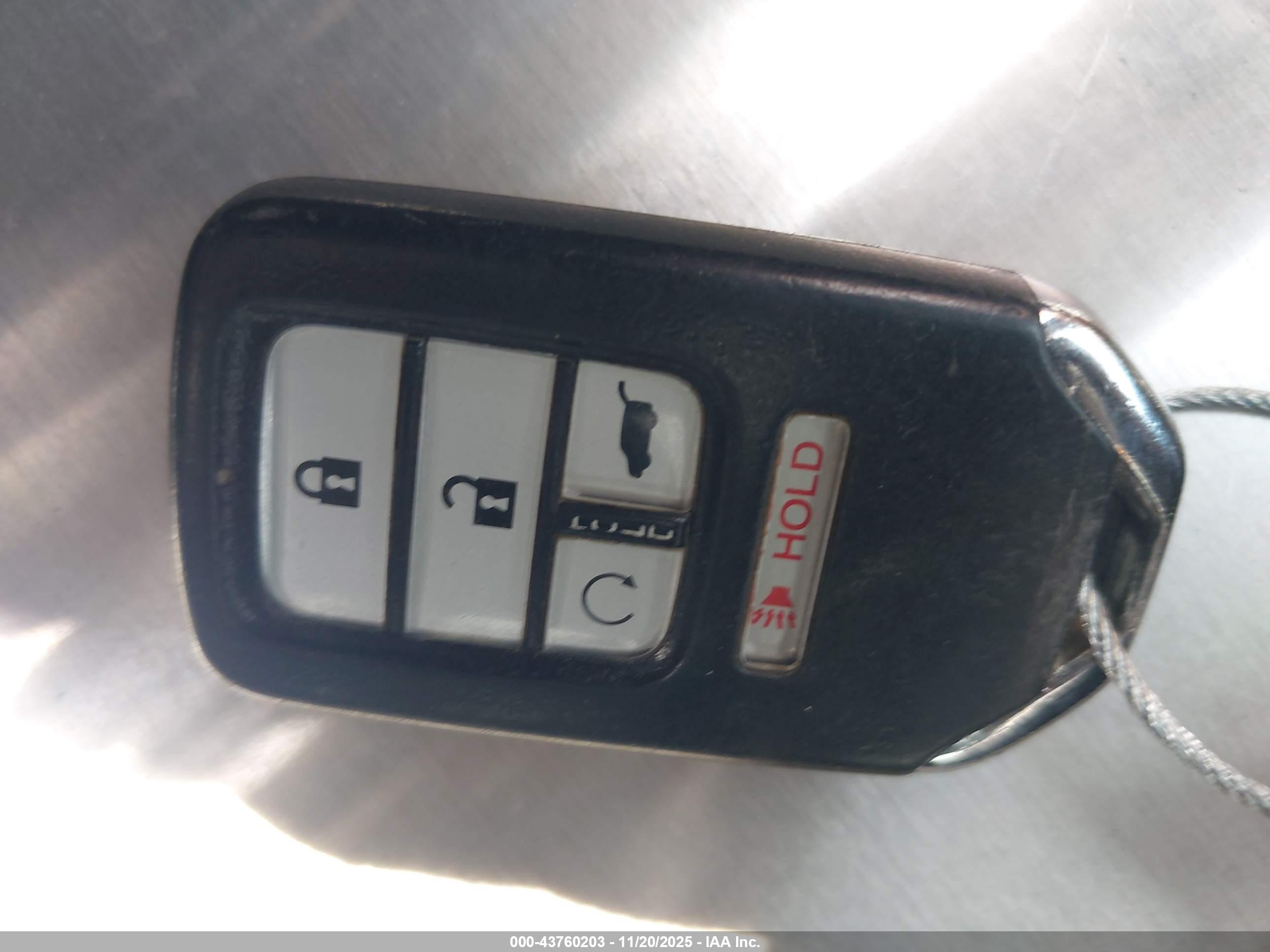HONDA CR-V image 11