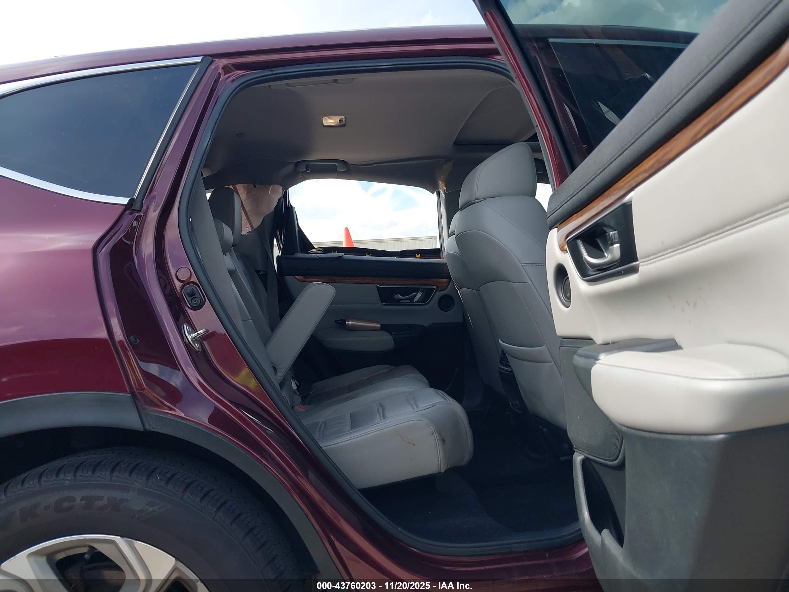 HONDA CR-V image 8