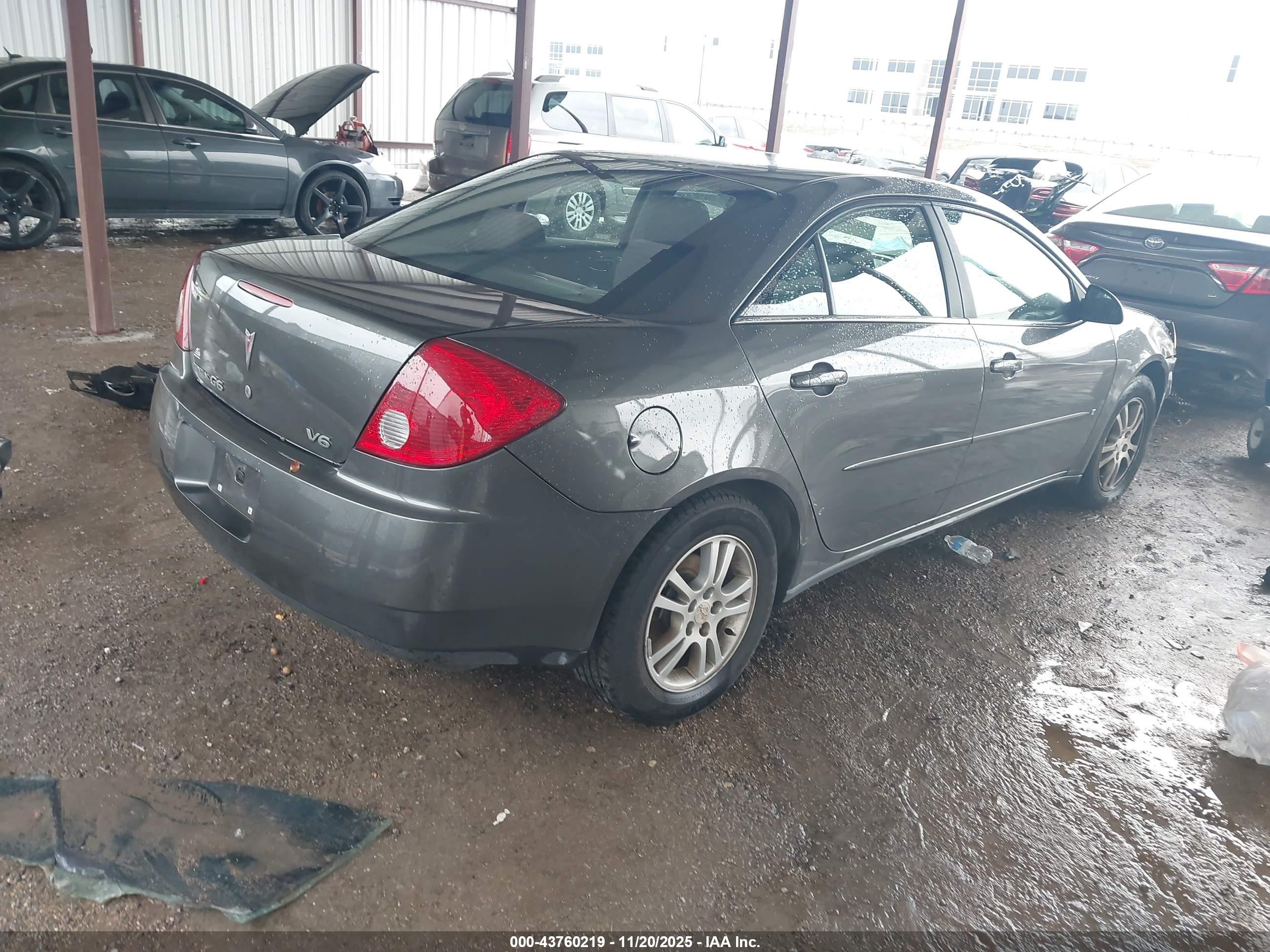PONTIAC G6 image 4