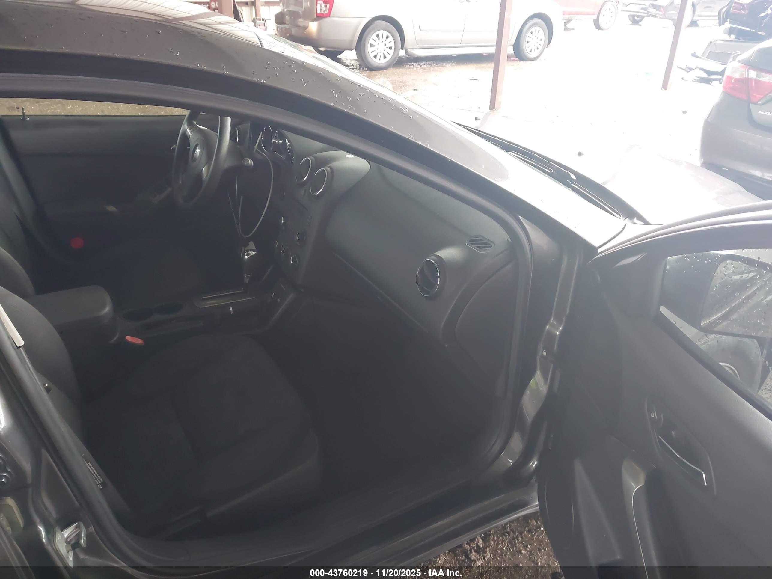 PONTIAC G6 image 5